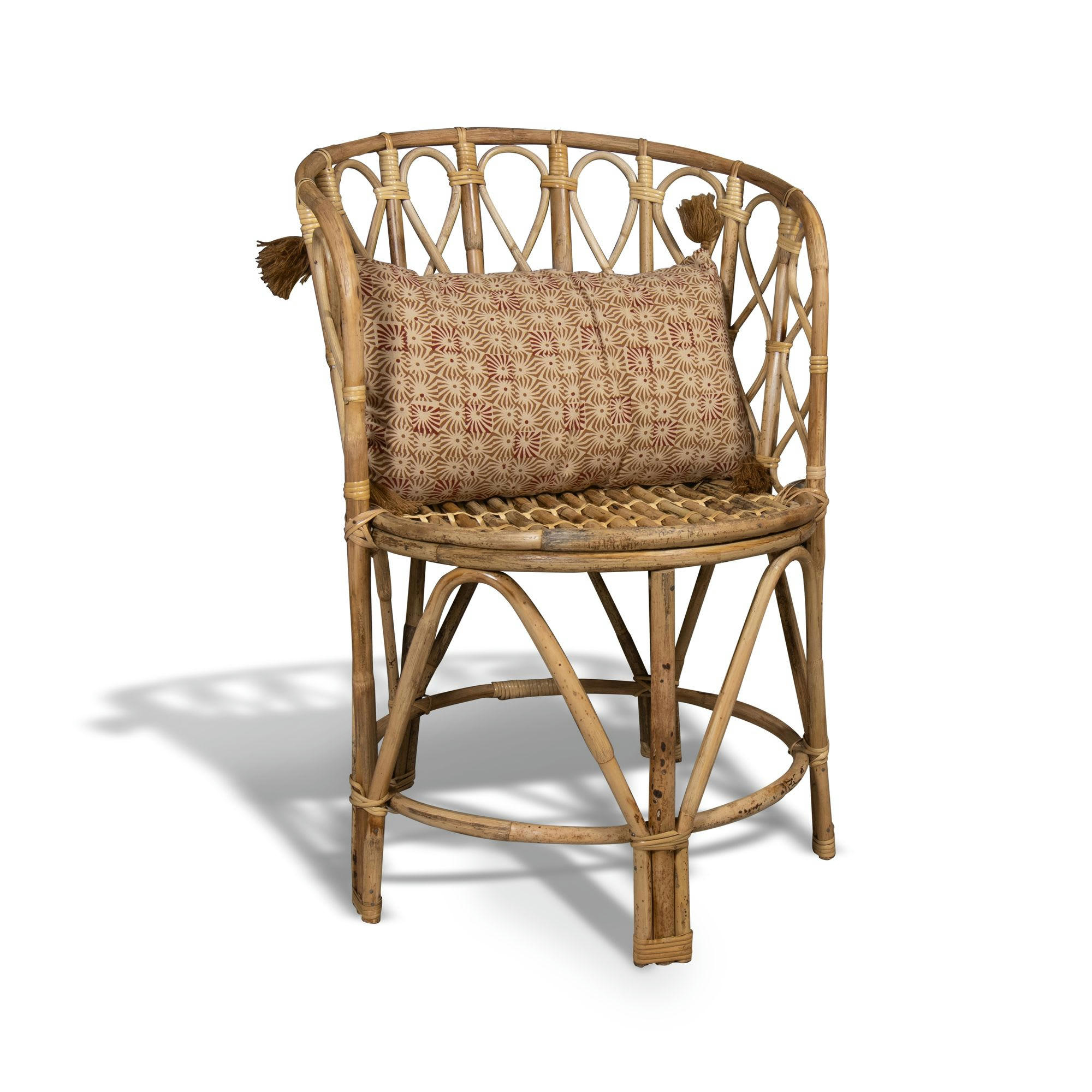 KATAVI - Fauteuil en rotin tressé avec coussin terracotta