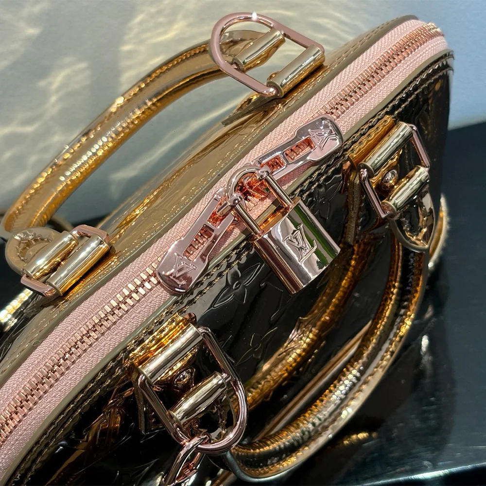 Louis Vuitton Alma BB