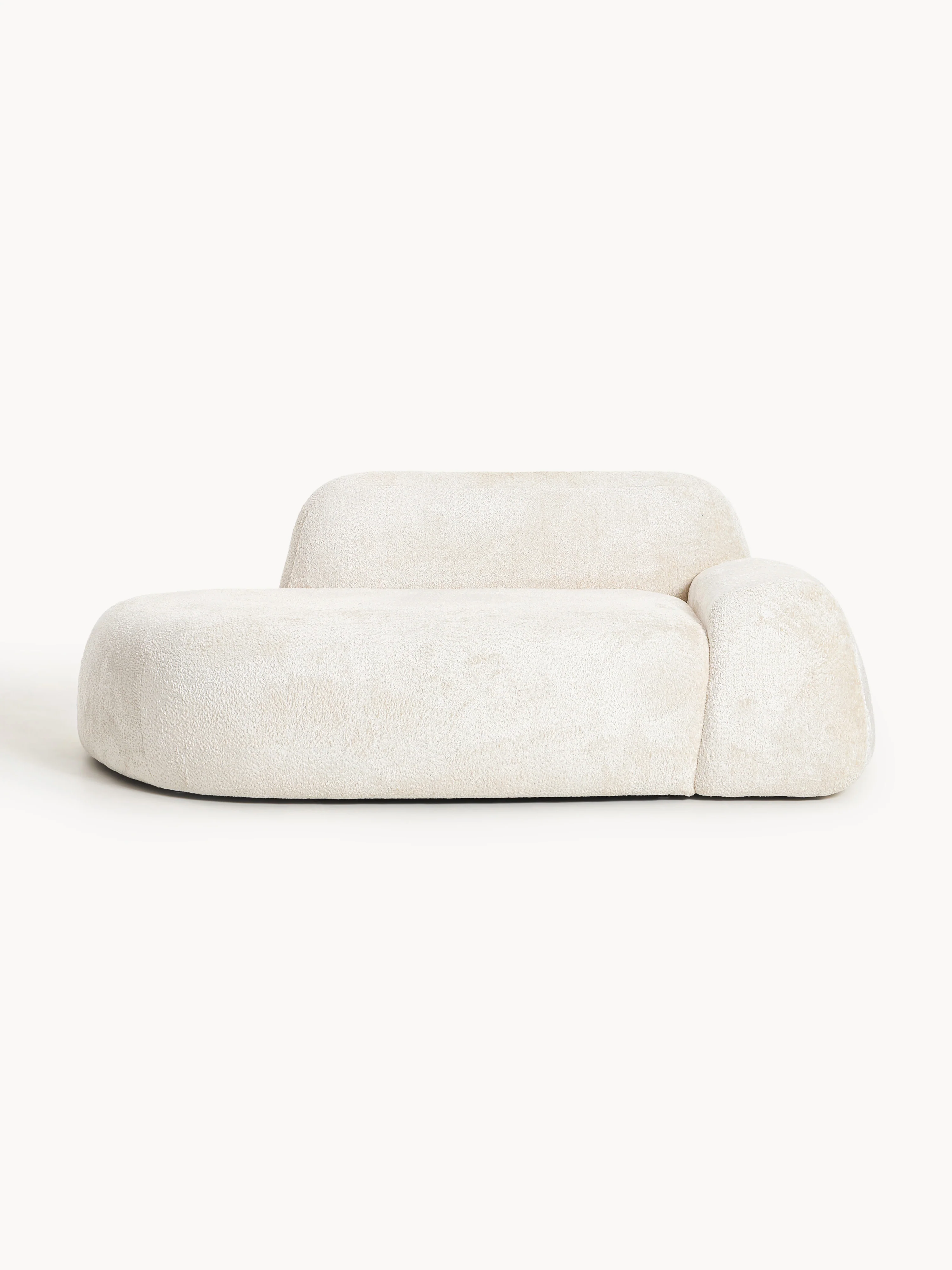 Sofa Wolke (2-Sitzer) aus Teddy-Bouclé mit Chaiselongue