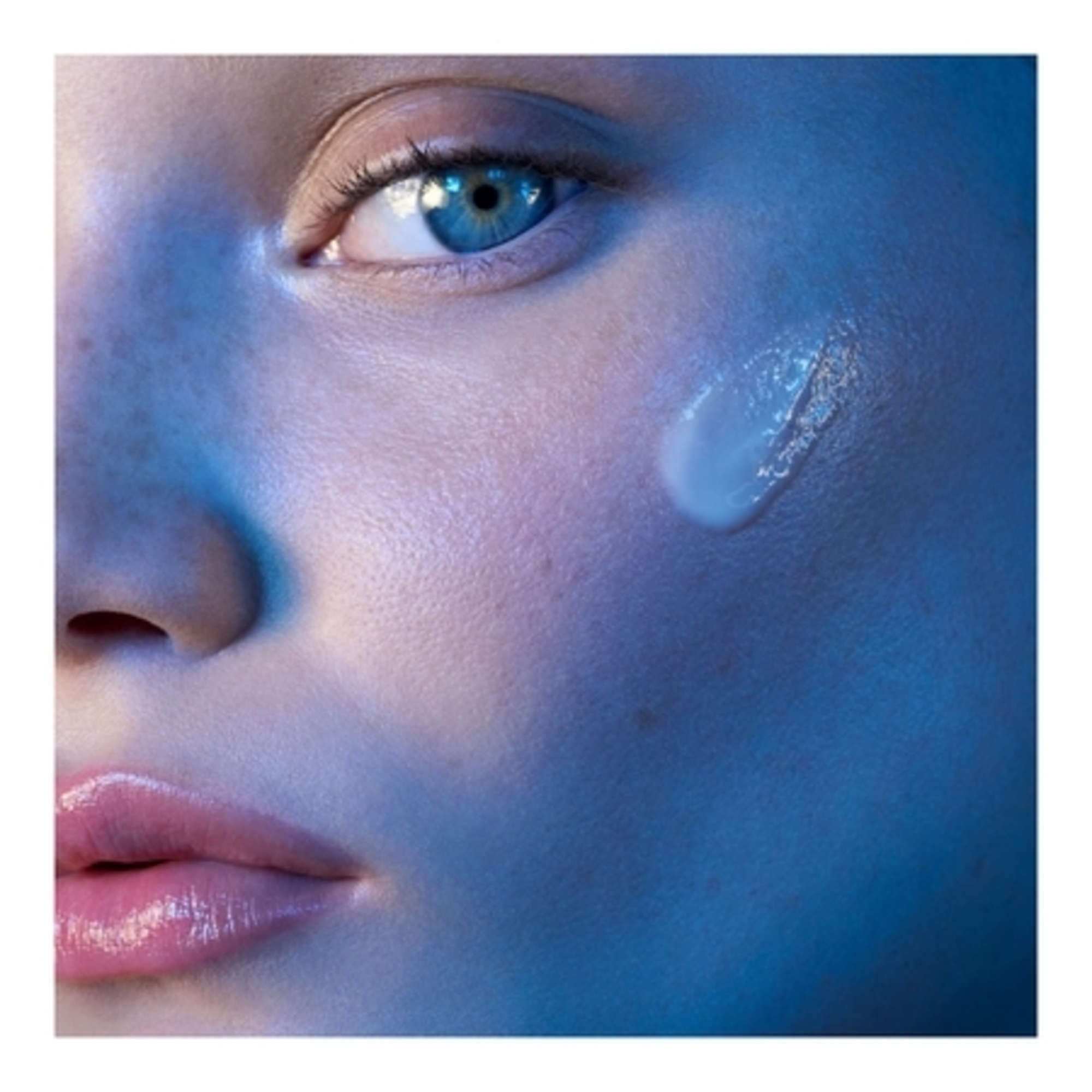 BLUE RETINOL NIGHTSérum de nuit anti-rides & uniformité