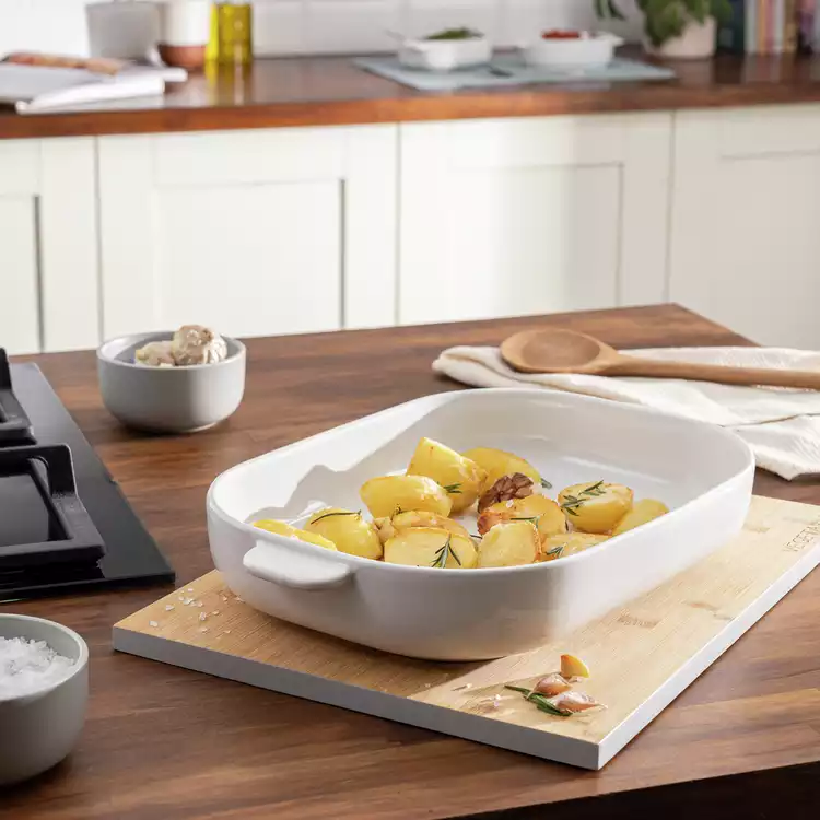 Habitat Riko Large Porcelain Roaster