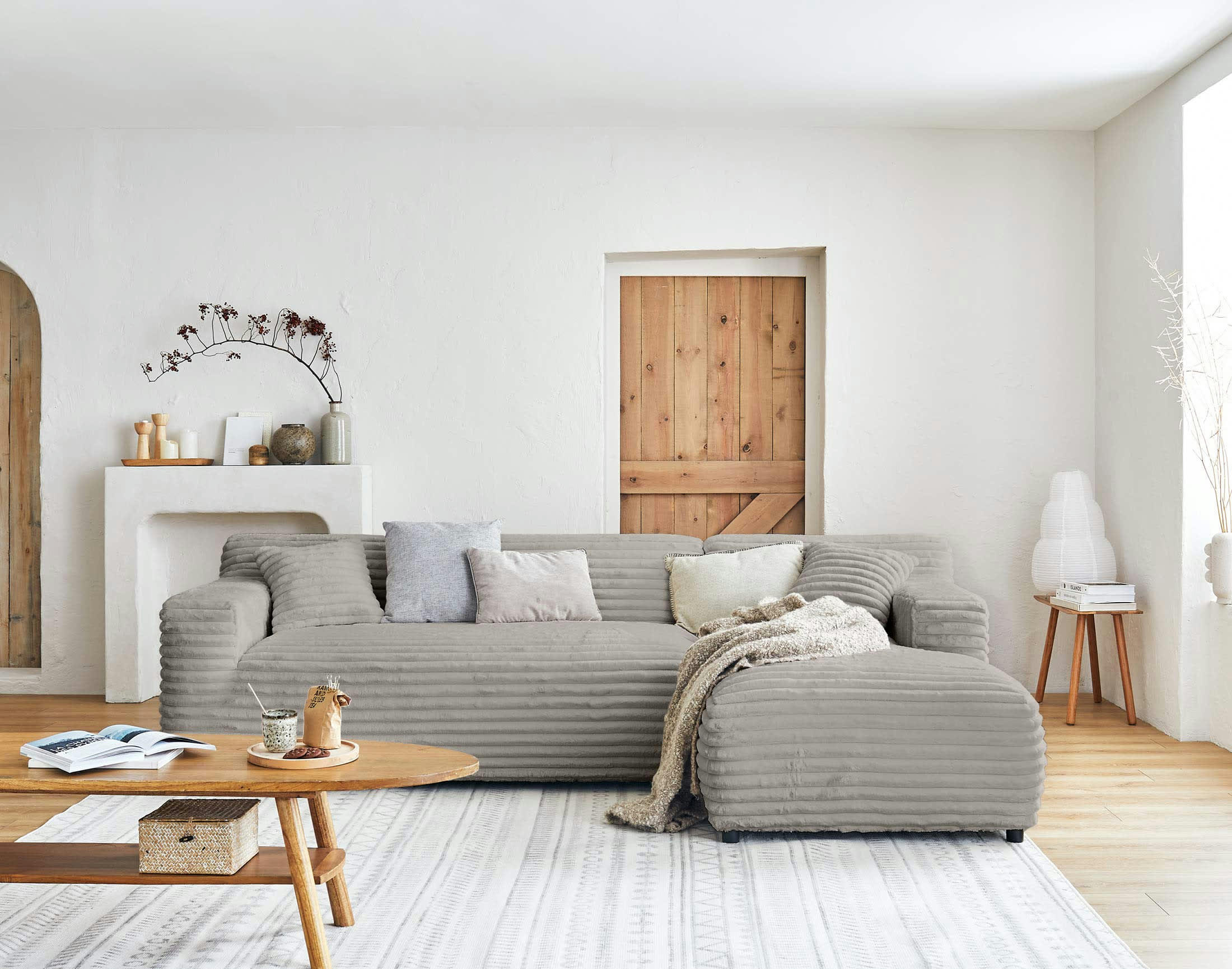 LAPONIE - Canapé d'angle droit 4 places en velours grosses côtes gris clair