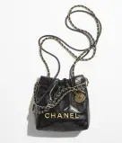 CHANEL 22 MINI HANDBAG Shiny Calfskin & Gold-Tone Metal Black