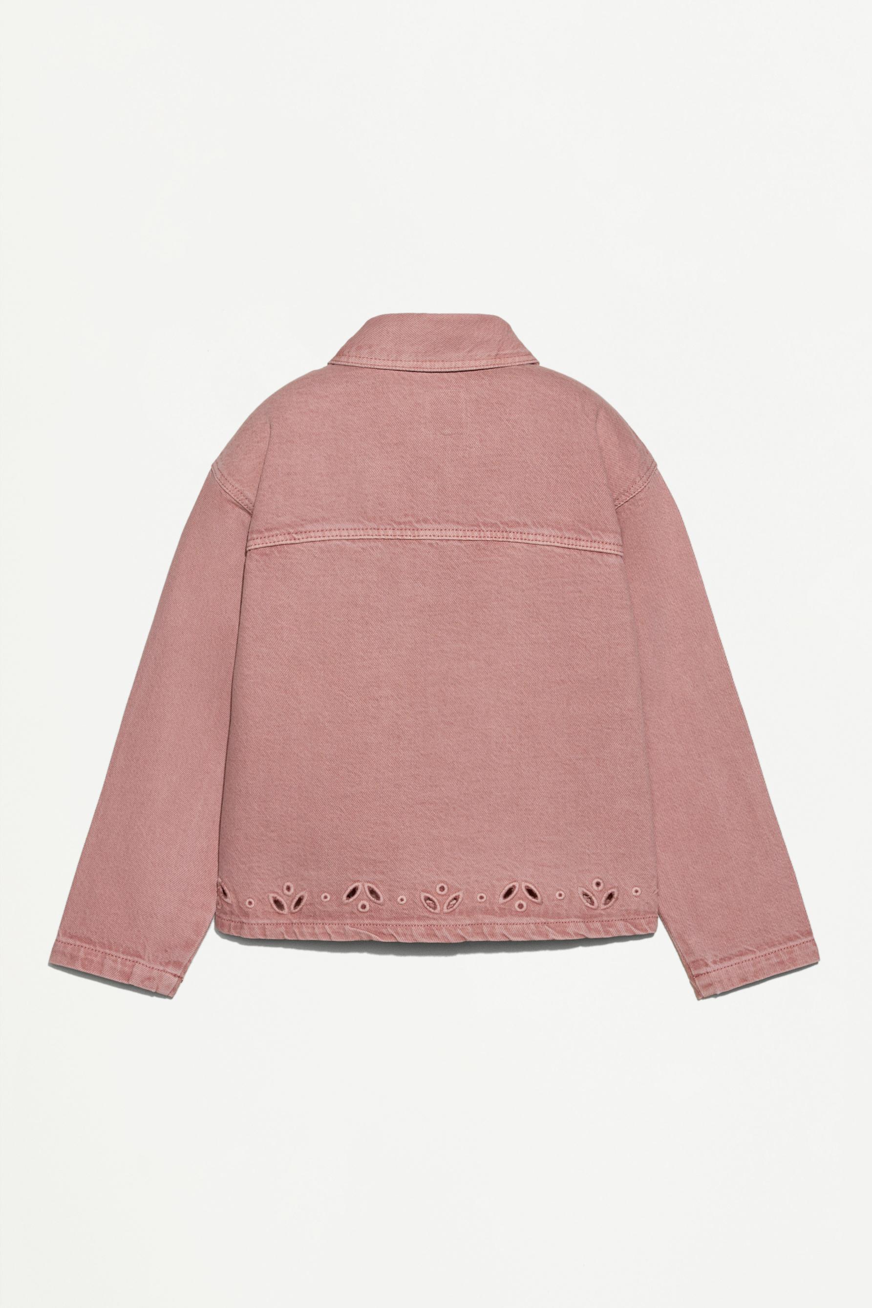 Cazadora denim troquelada