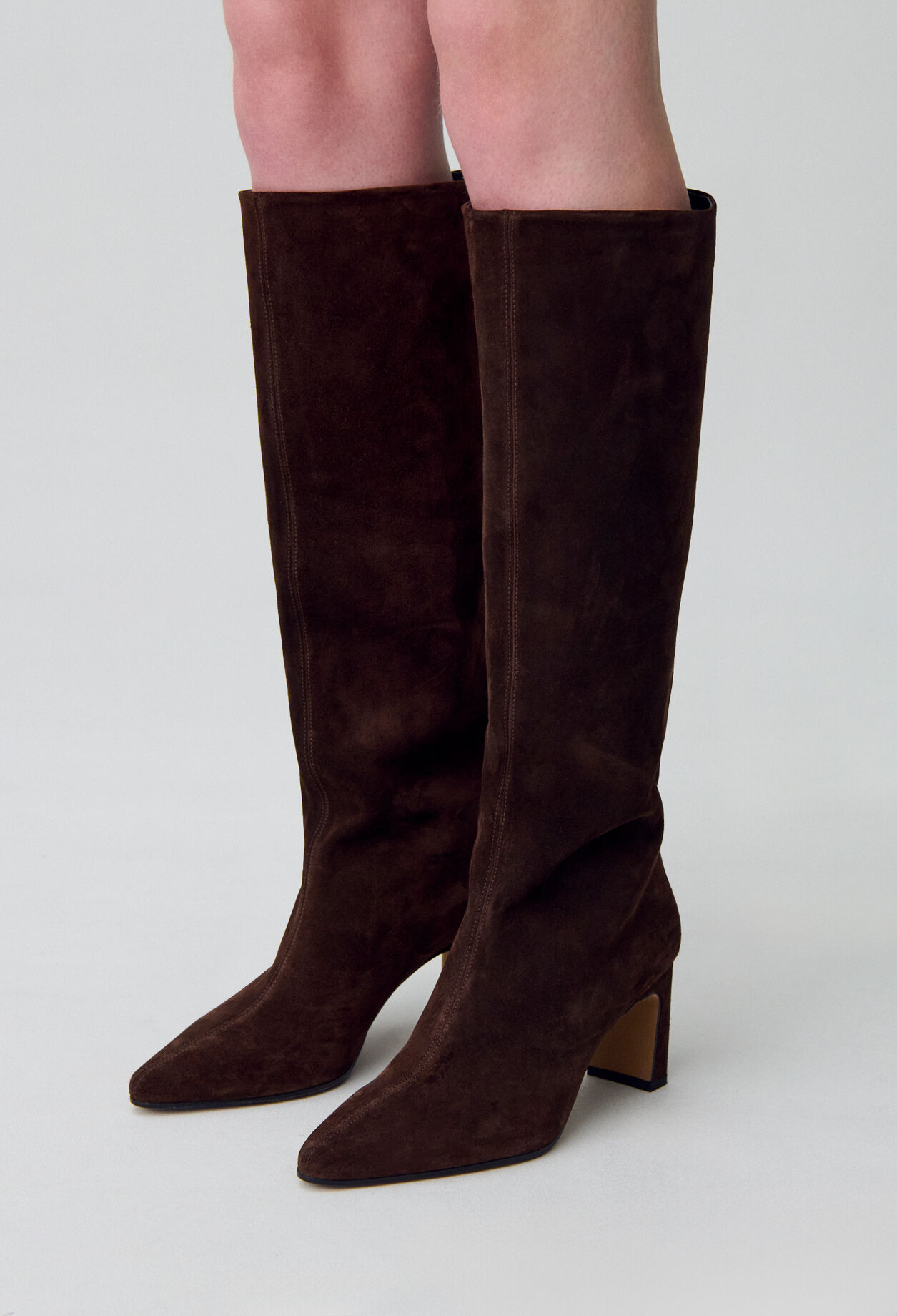 Bottes à talons cuir suède