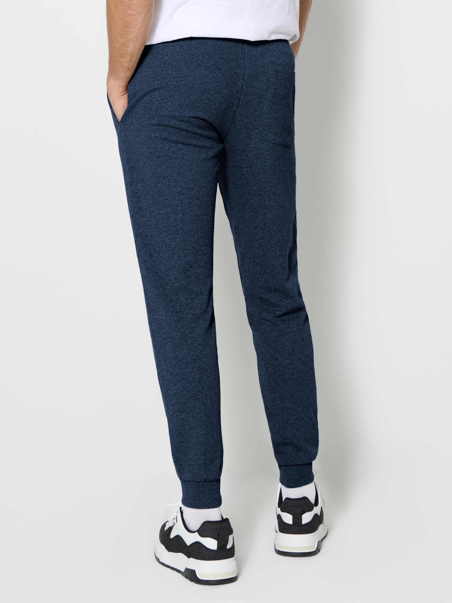 Spodnie dresowe slim jogger