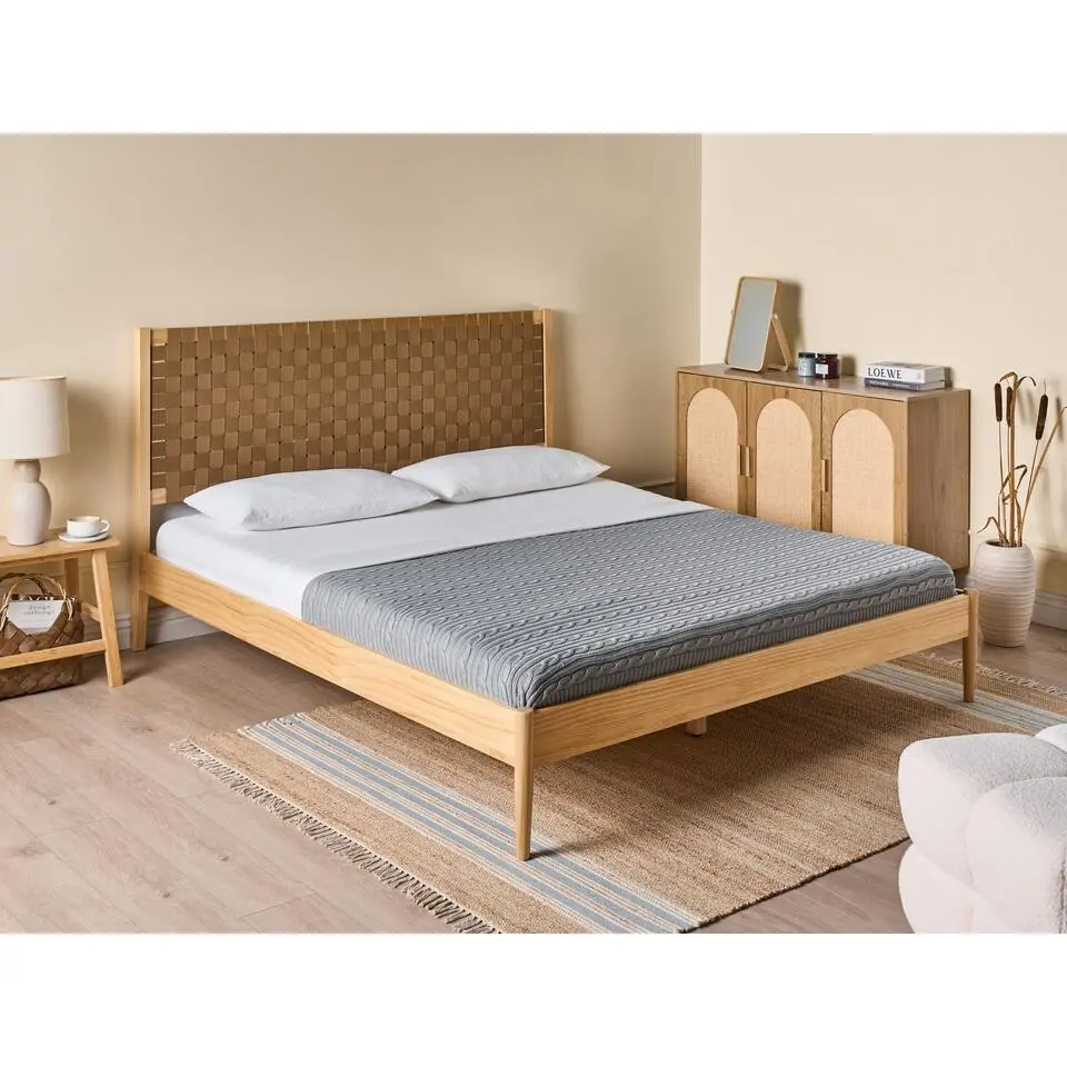 BRUNEMONT - Tweepersoonsbed - Lichtbruin - 180 x 200 cm - Grenenhout