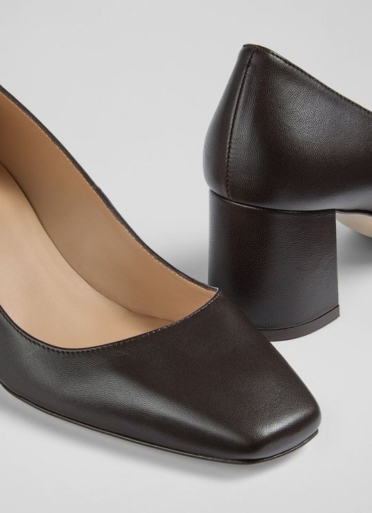 Sally Chocolate Square Toe Courts
