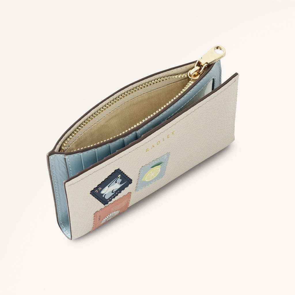 Luggage Lane - Medium Bifold Purse