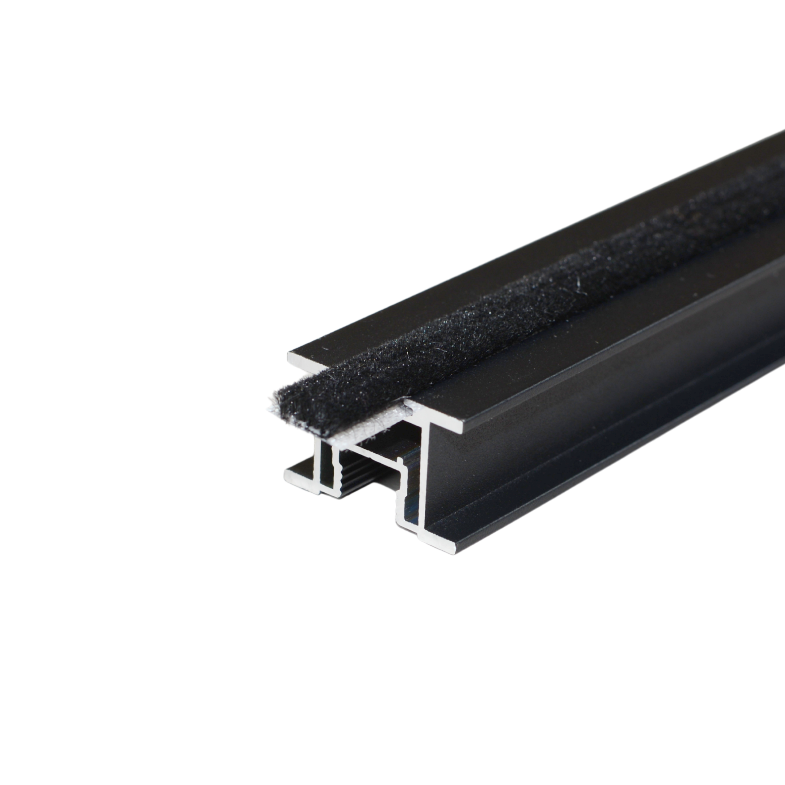 Szczotka odbojowa, wsuwana do drzwi przesuwnych 14x4 mm - Czarna 6m