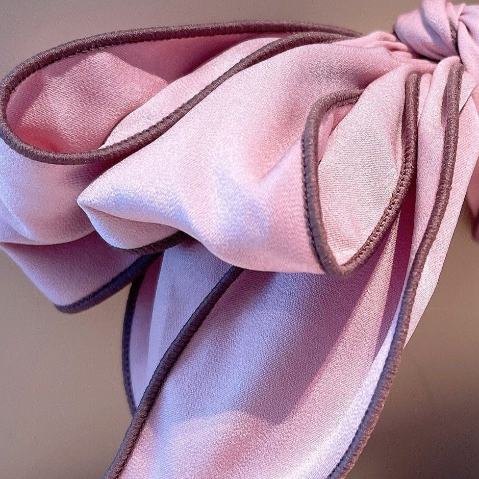 PEACH ACCESSORIES Textured Oversize Bow Headband