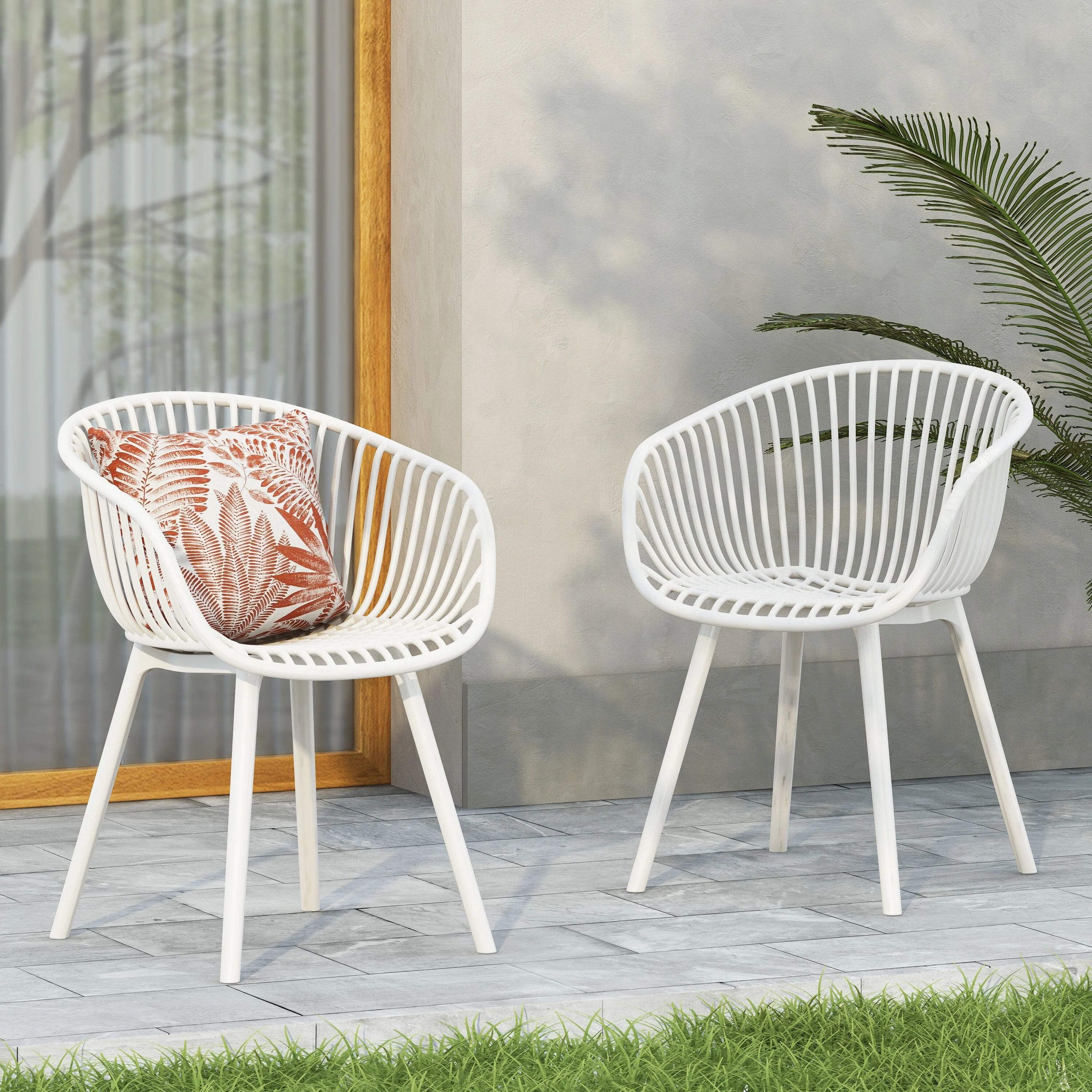 Santa Indoor/Outdoor Polypropelene Plastic Accent Chair (Set of 2) by Christopher Knight Home