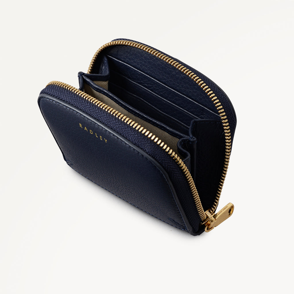 Dukes Place - Medium Zip Around Purse
