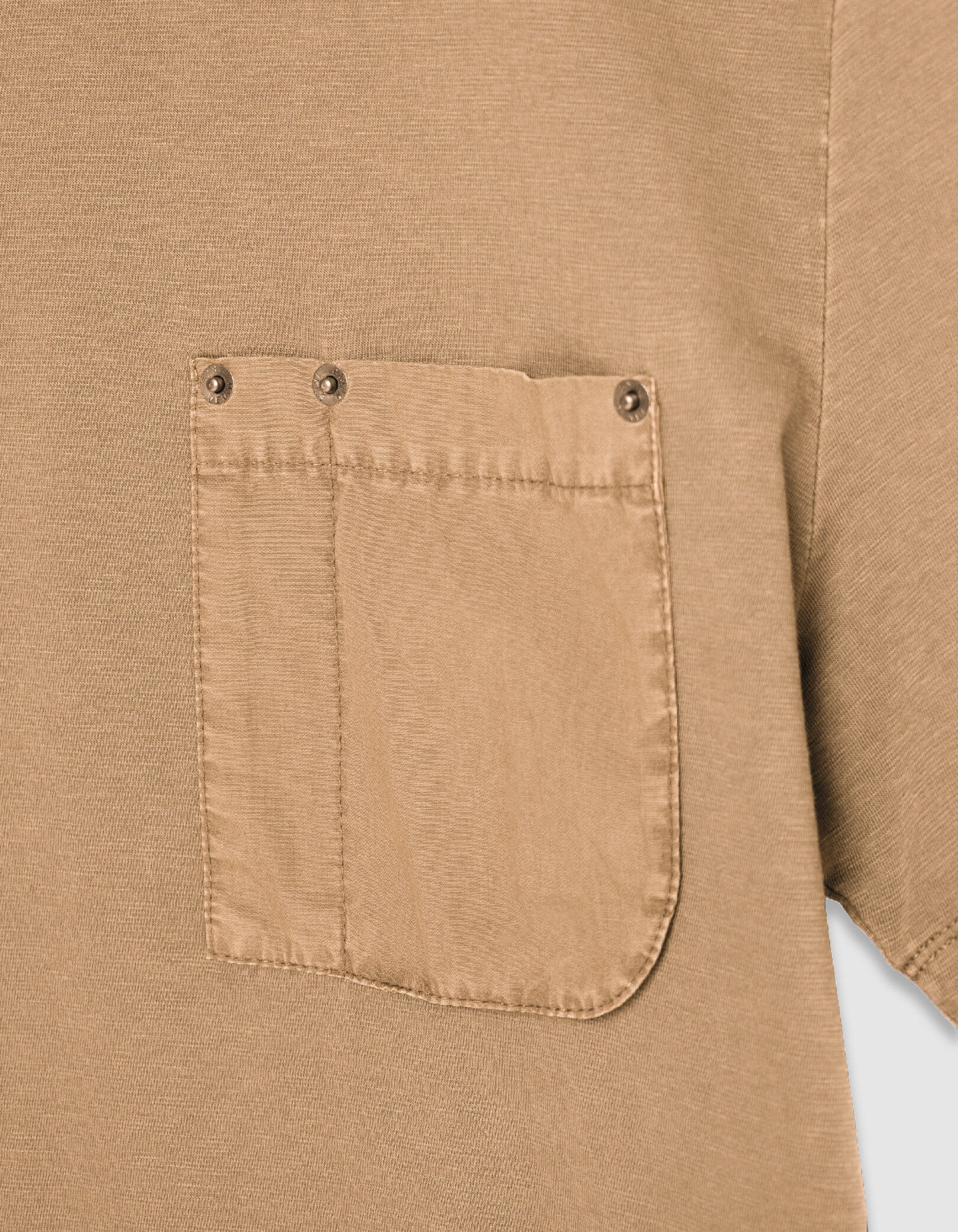 T-shirt beige col rond poche plaquée Homme