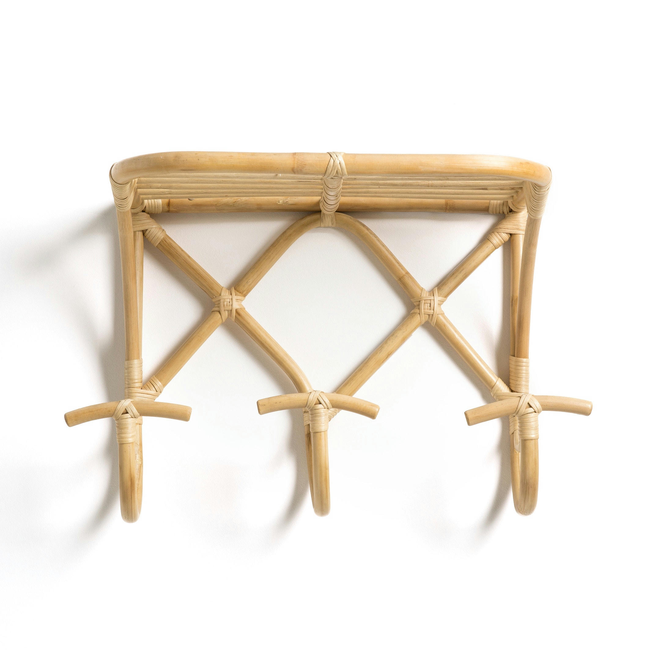 Patère en rotin avec étagère Malu