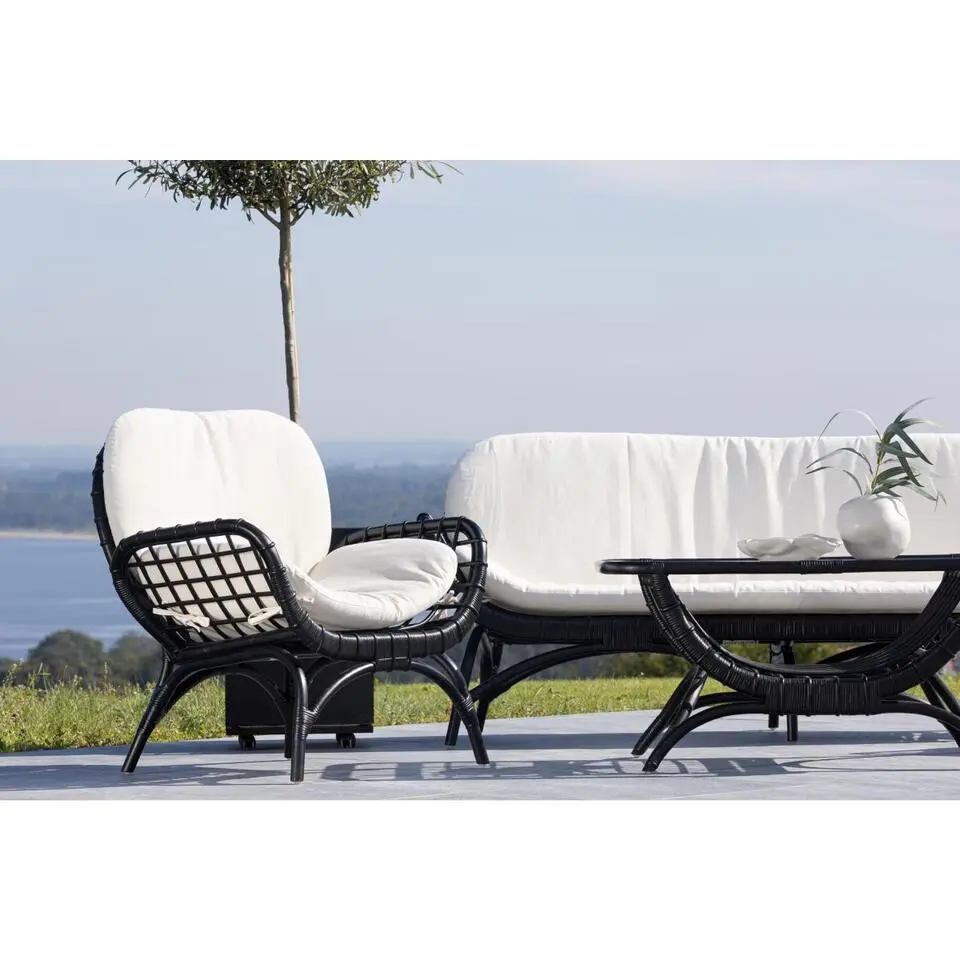 Svea - Hugo outdoor loungestoel - wicker - zwart