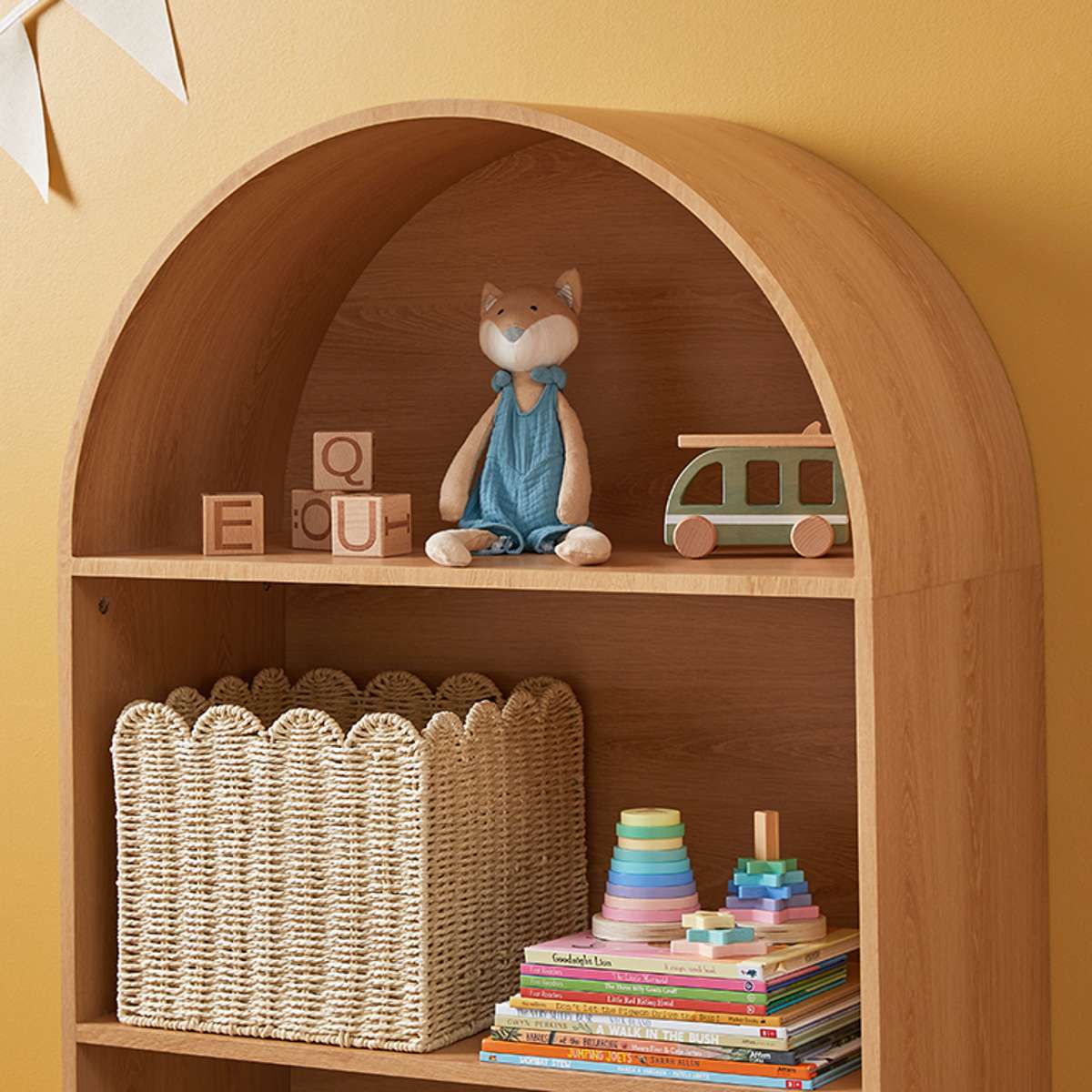 Scalloped Cube Basket