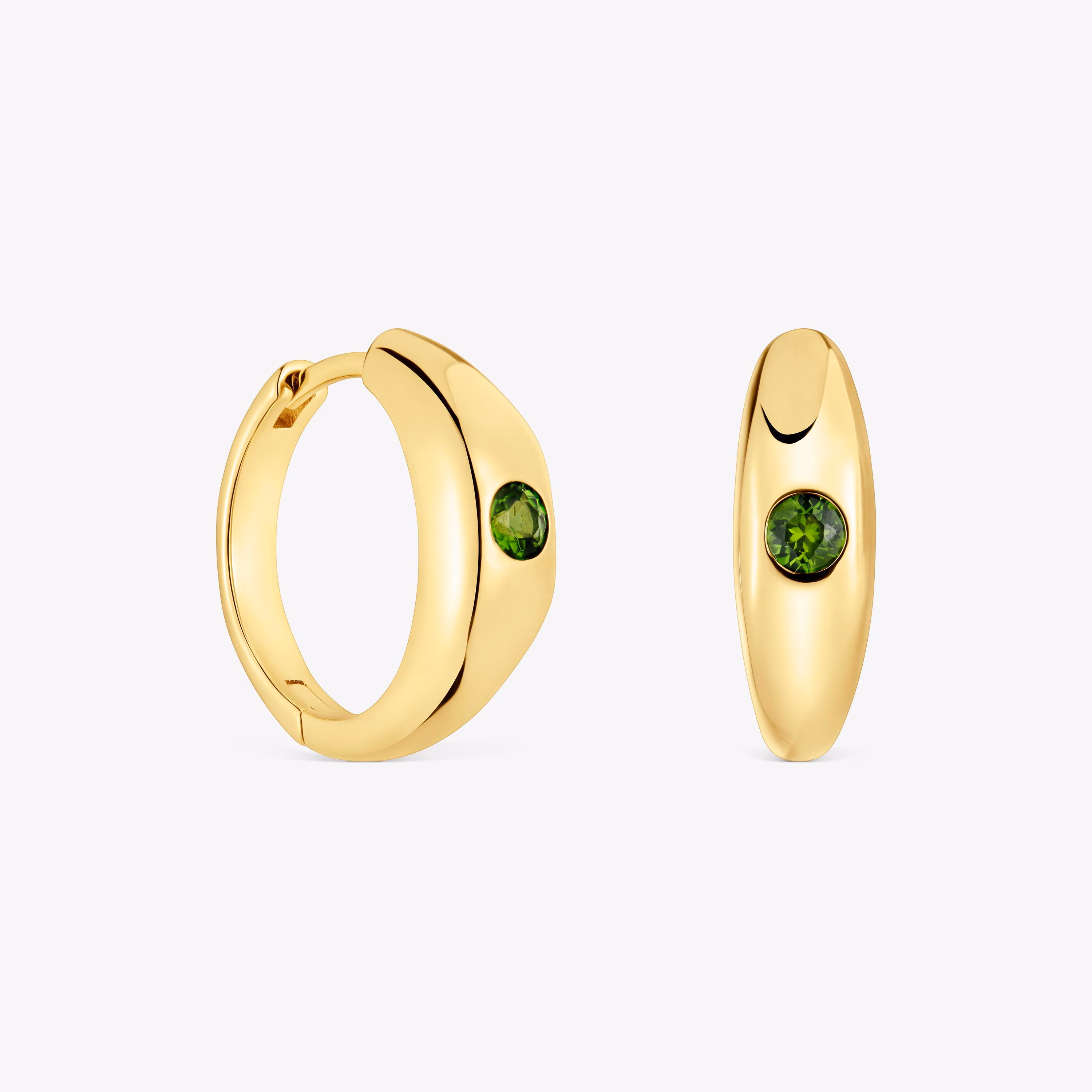 Pendientes aro cortos con baño de oro 18 kt sobre plata y cromo diópsido Basic Colors