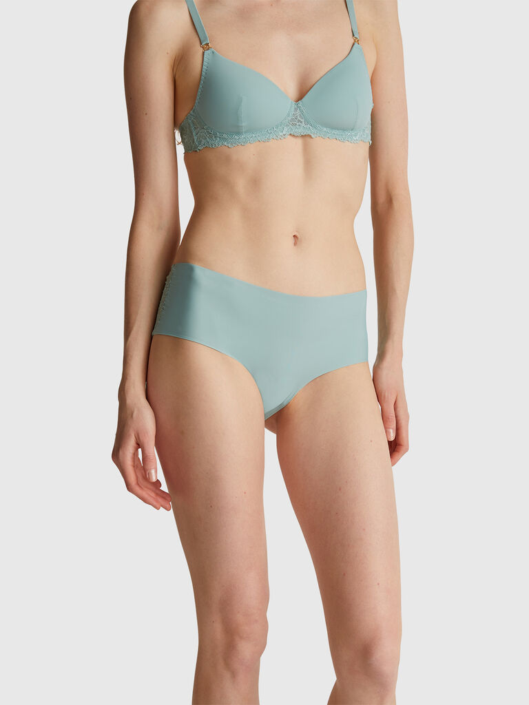 Stretch lace underwear