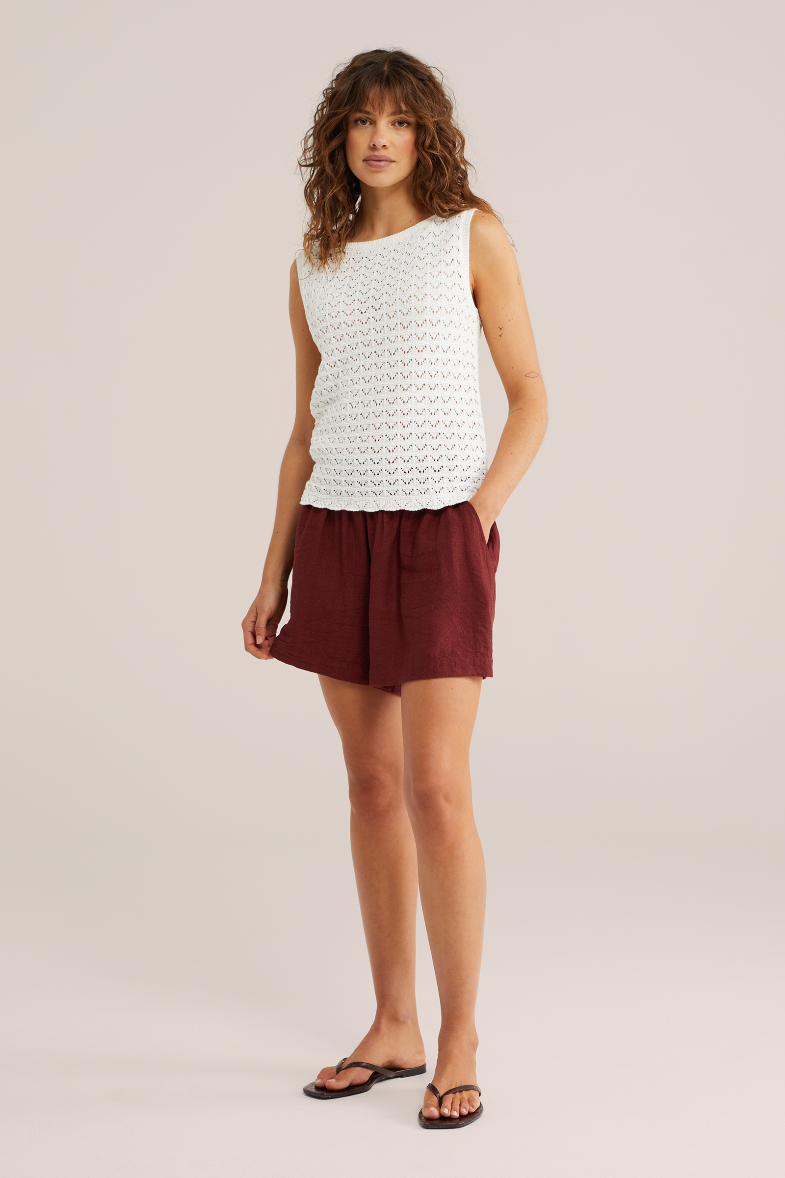 Dames relaxed fit short met gesmokte tailleband