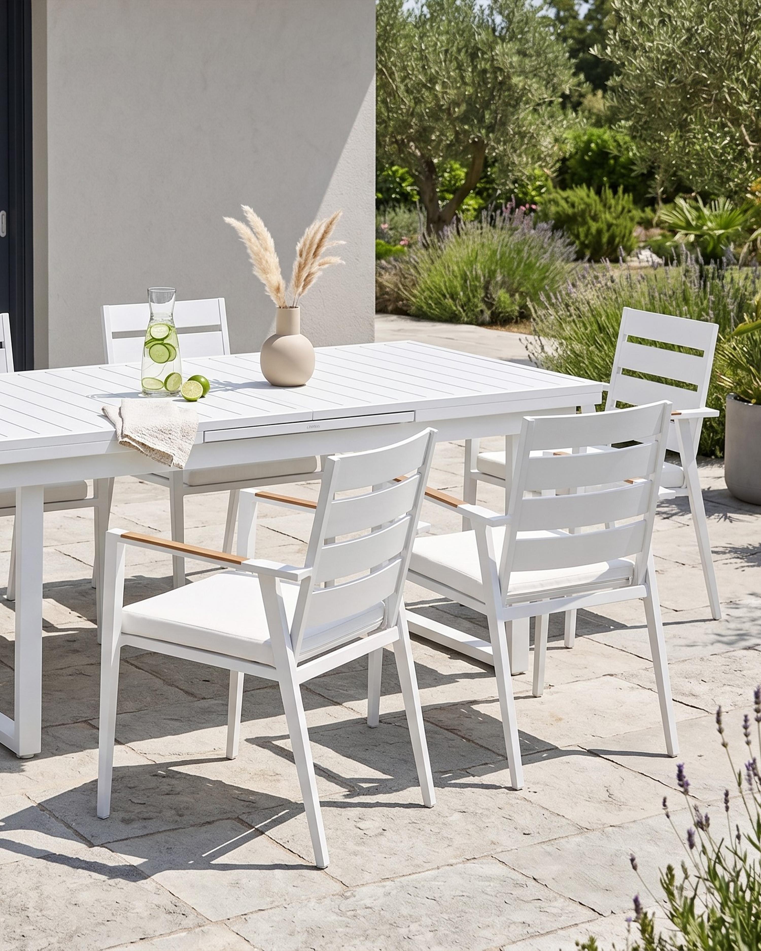 Set of 6 Garden Chairs TAVIANO Metal White