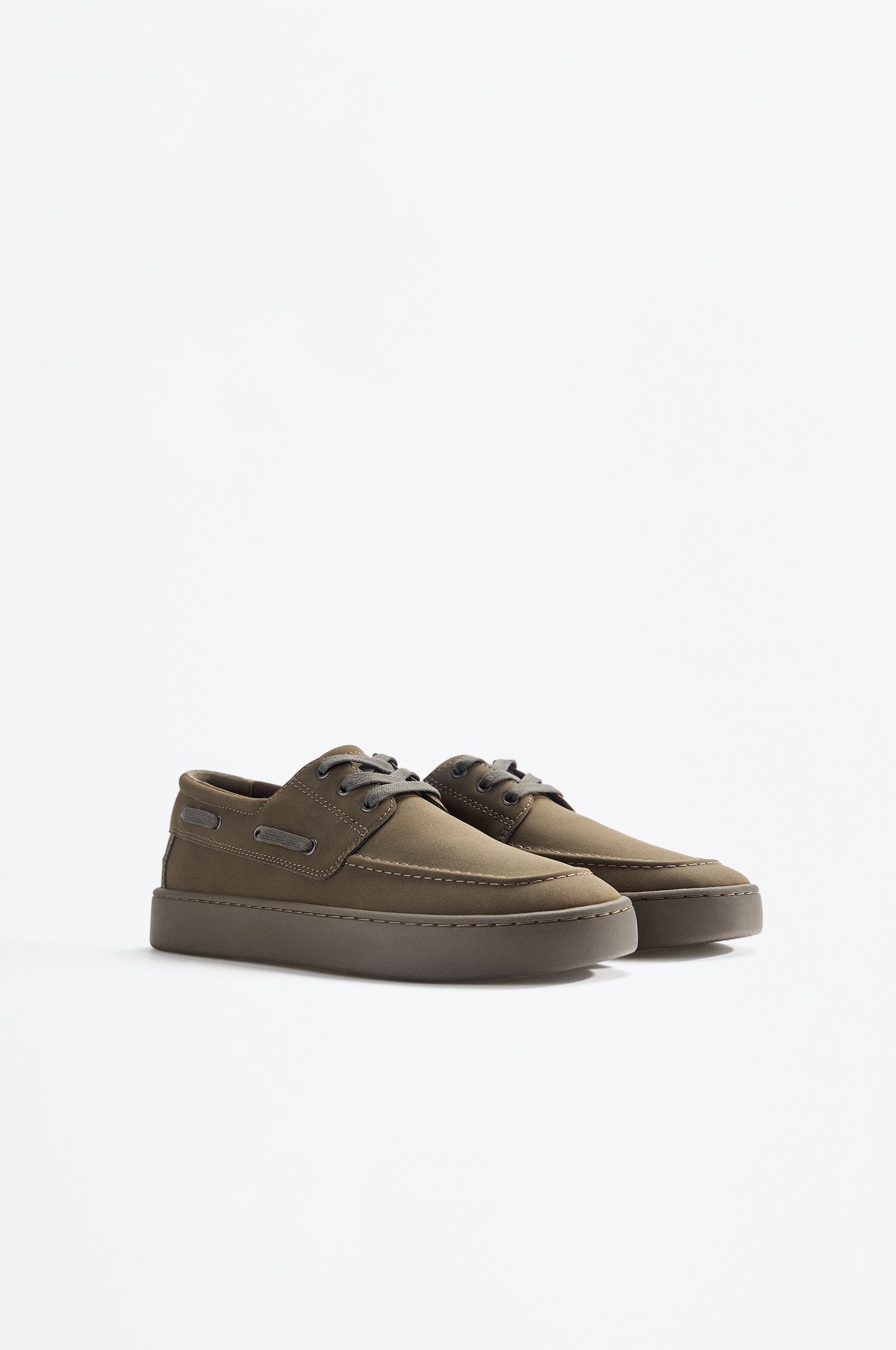 Zapato náutico casual