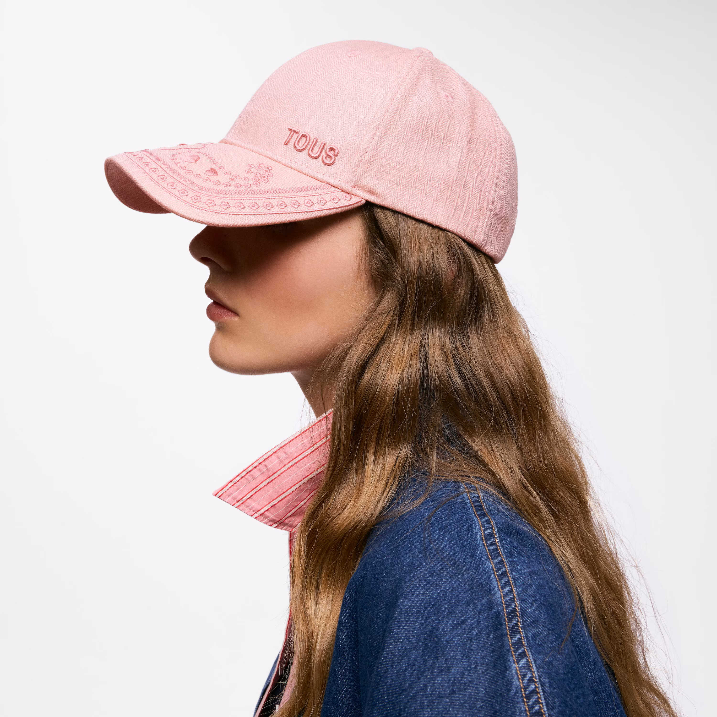 Gorra rosa oscuro bordado TOUS Motifs Paisley