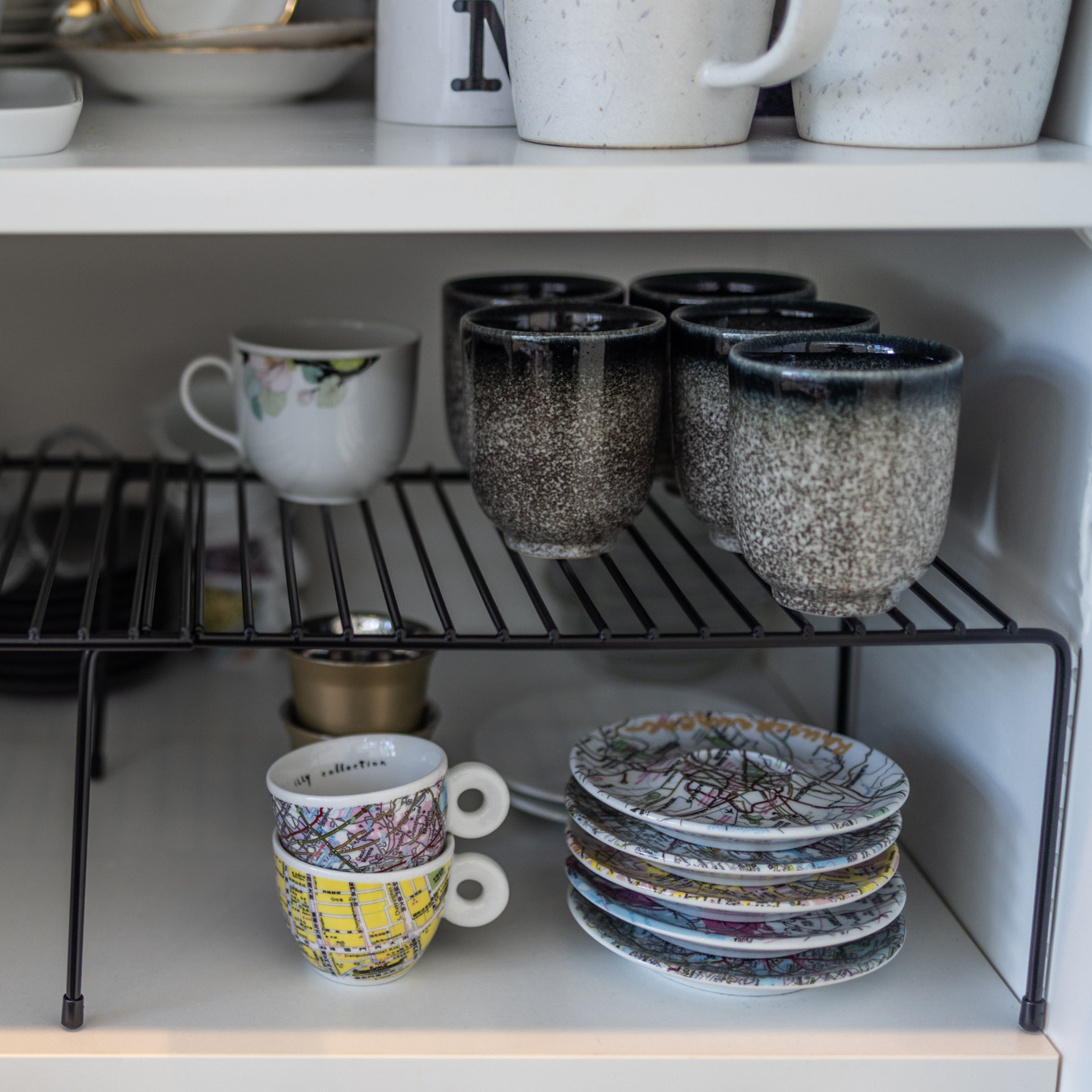 QUVIO Uitschuifbaar keukenkast organizer - Metaal - Zwart