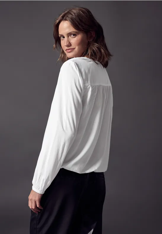 Bluse mit Smock-Detail