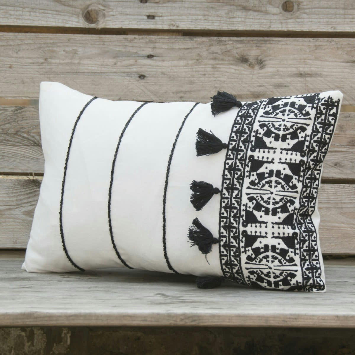 NEO BERBERE - Housse de coussin coton  50x30 noir