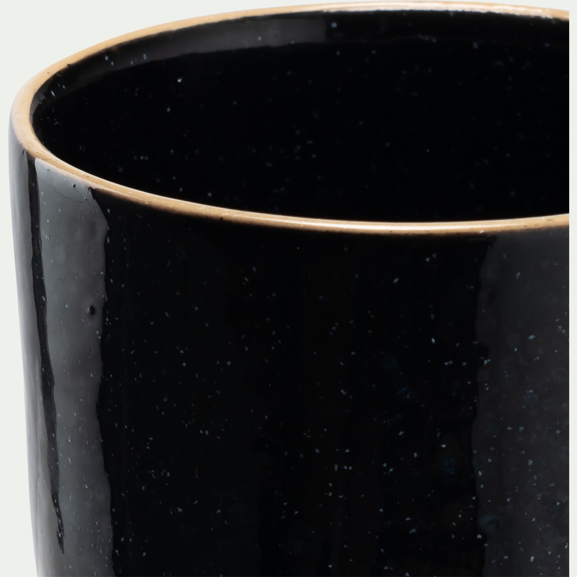 AGATE - Mug en grès recyclé D9,2cm - noir