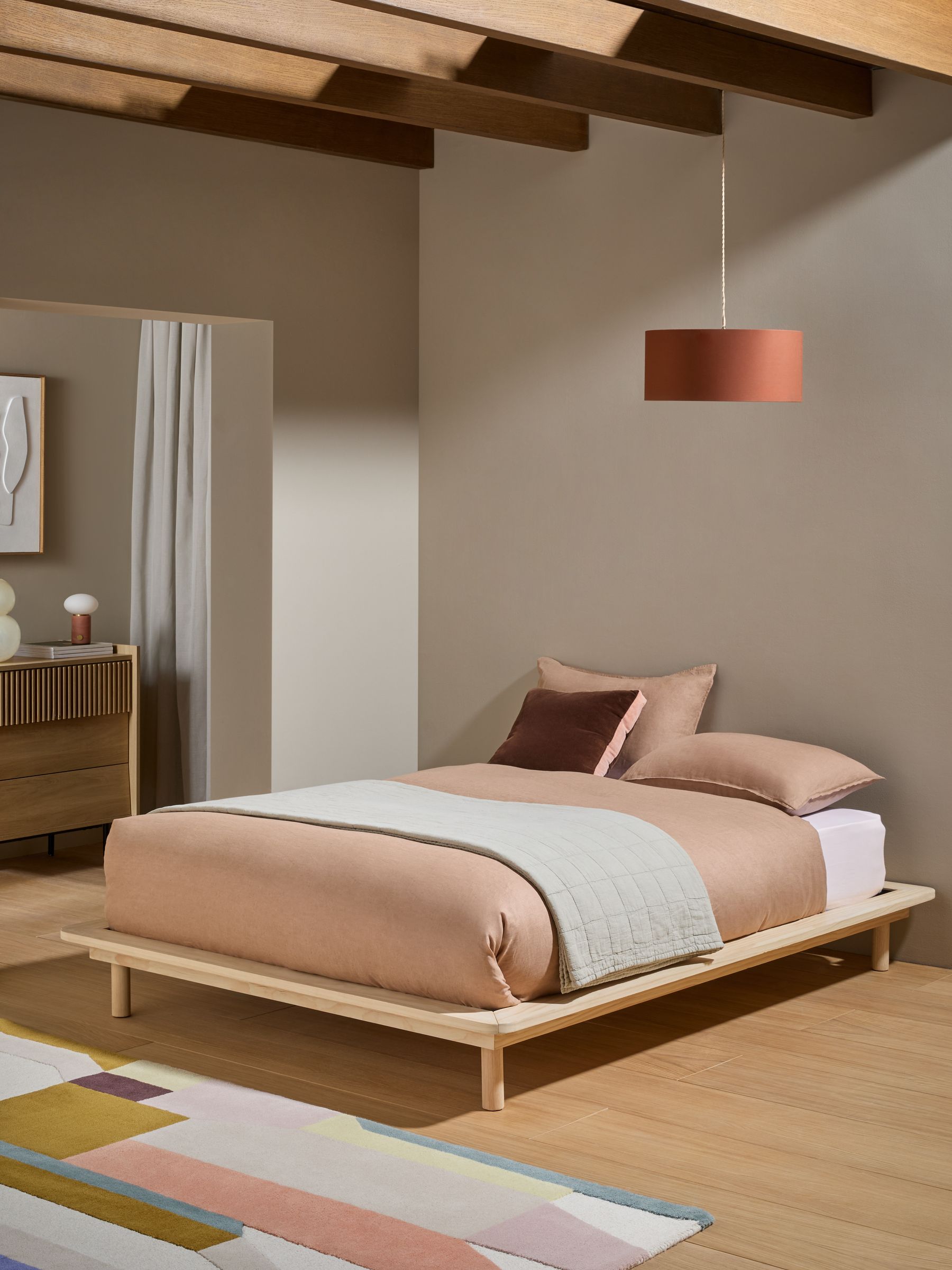 Kano Platform Bed in Natural Pine