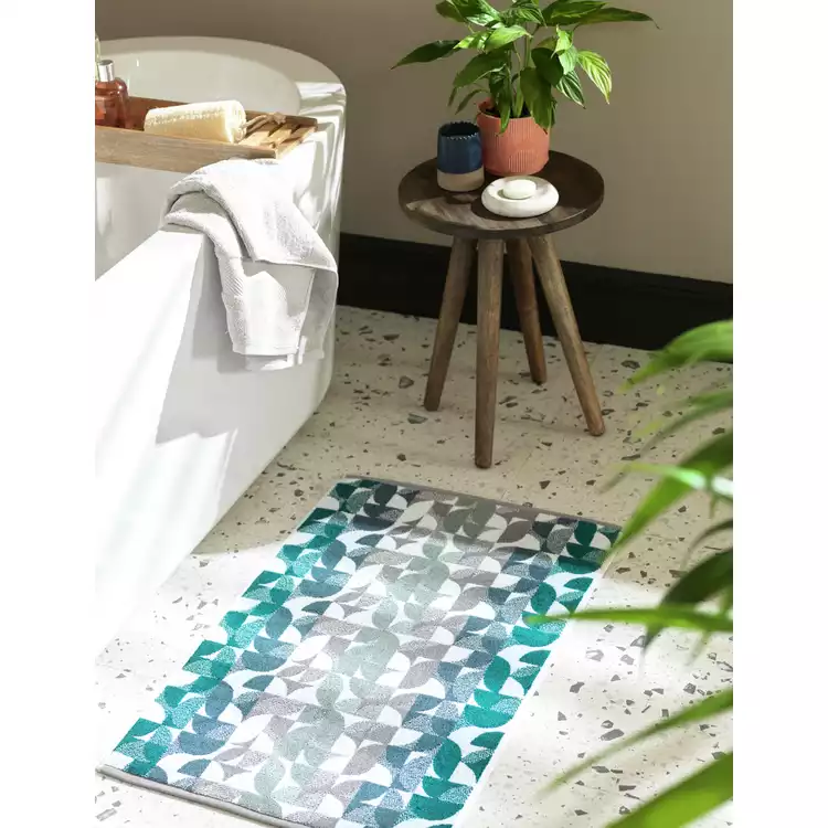 Habitat Geometric Bath Mat - Blue & Green