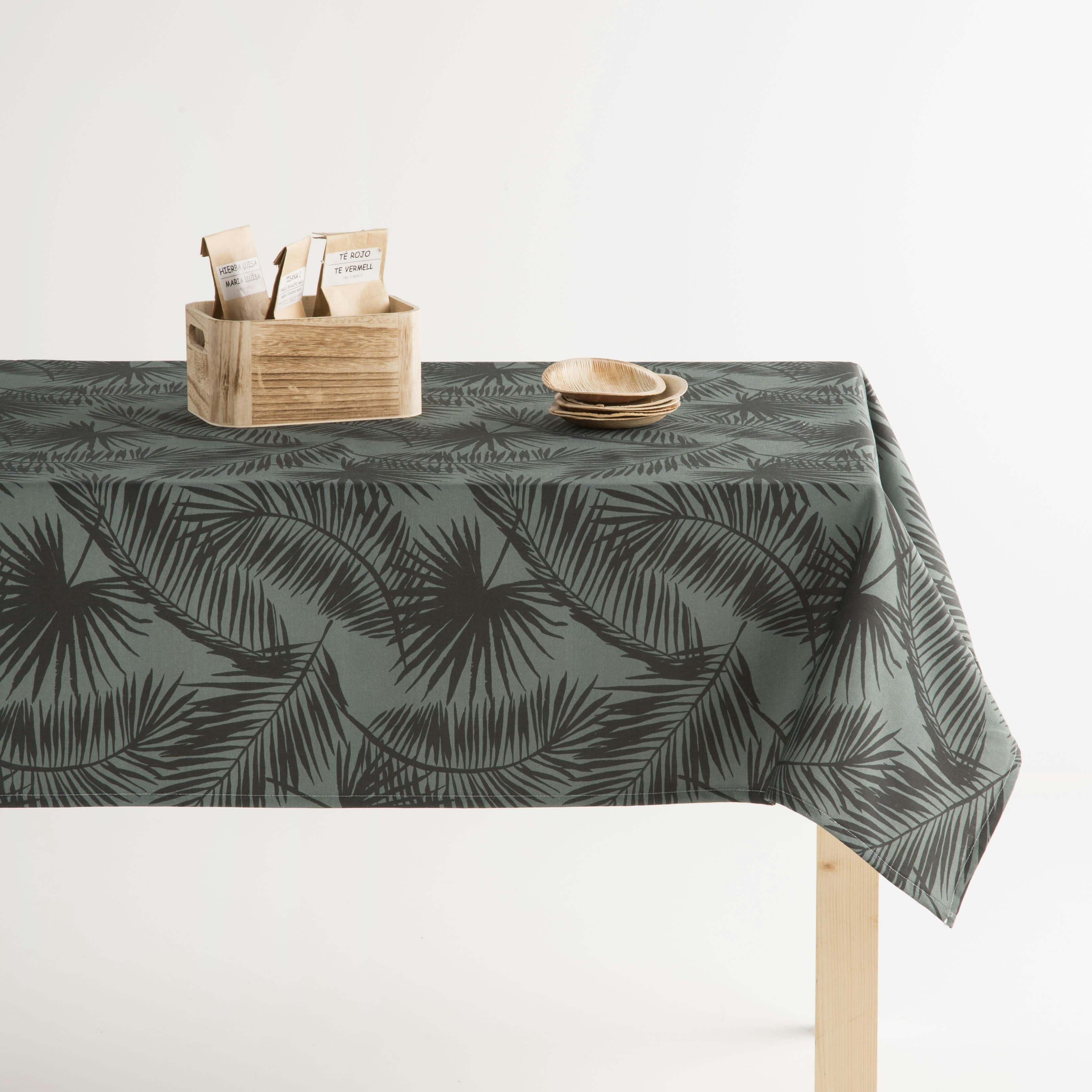 BANZAI VERDE - Nappe en coton biologique antitâche imprimée vert et noir 140x240 cm