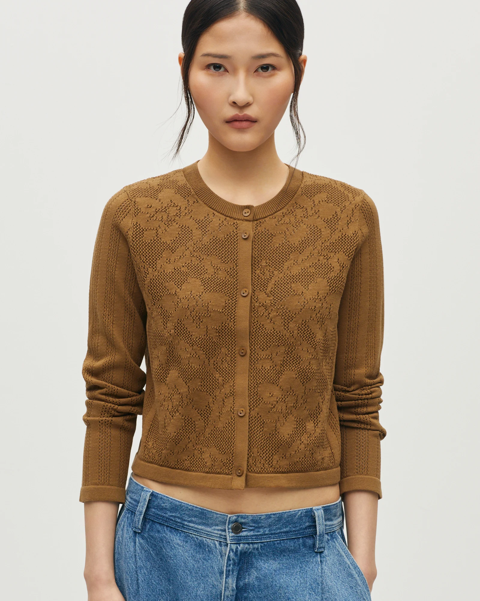 Cardigan court en coton crochet