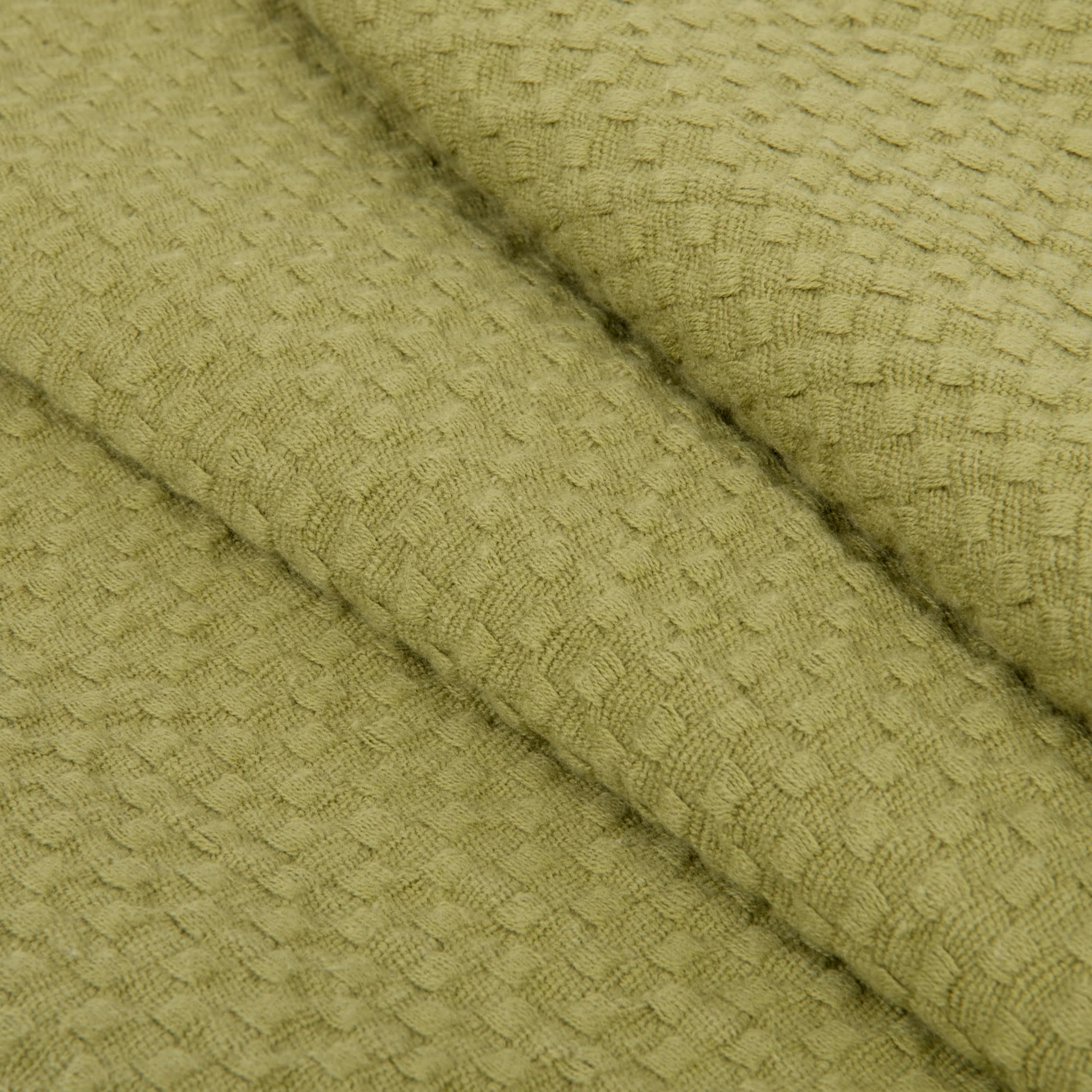 IRAJA - Plaid en coton tissé et gaufré à franges vert olive uni 170x130