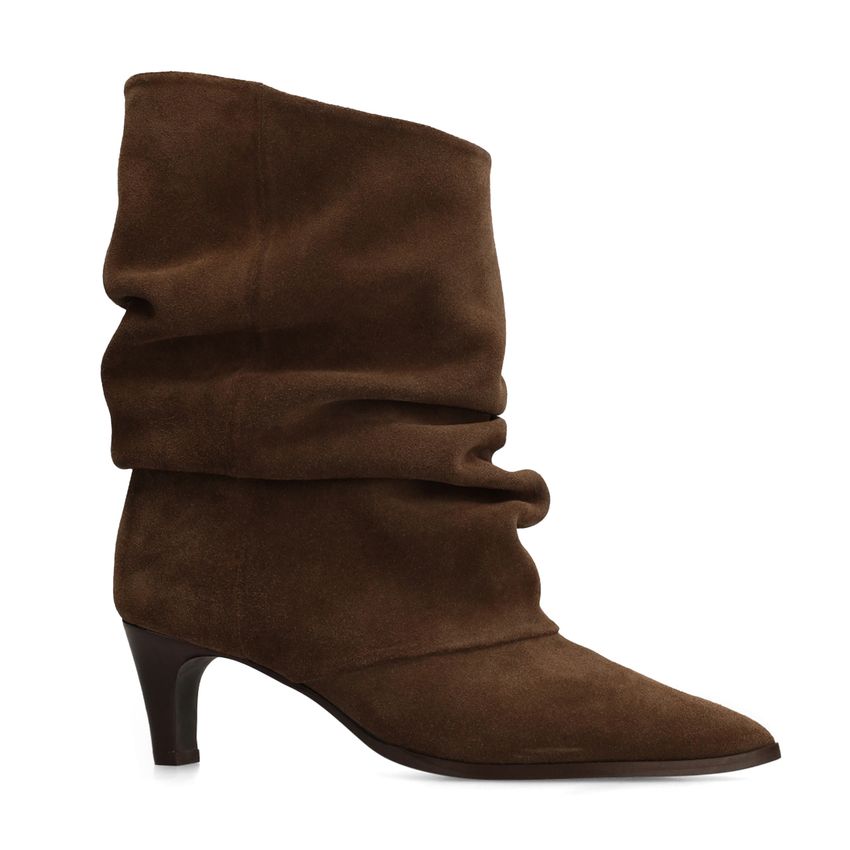 Manfield Bruine suède slouchy enkellaarsjes met hak