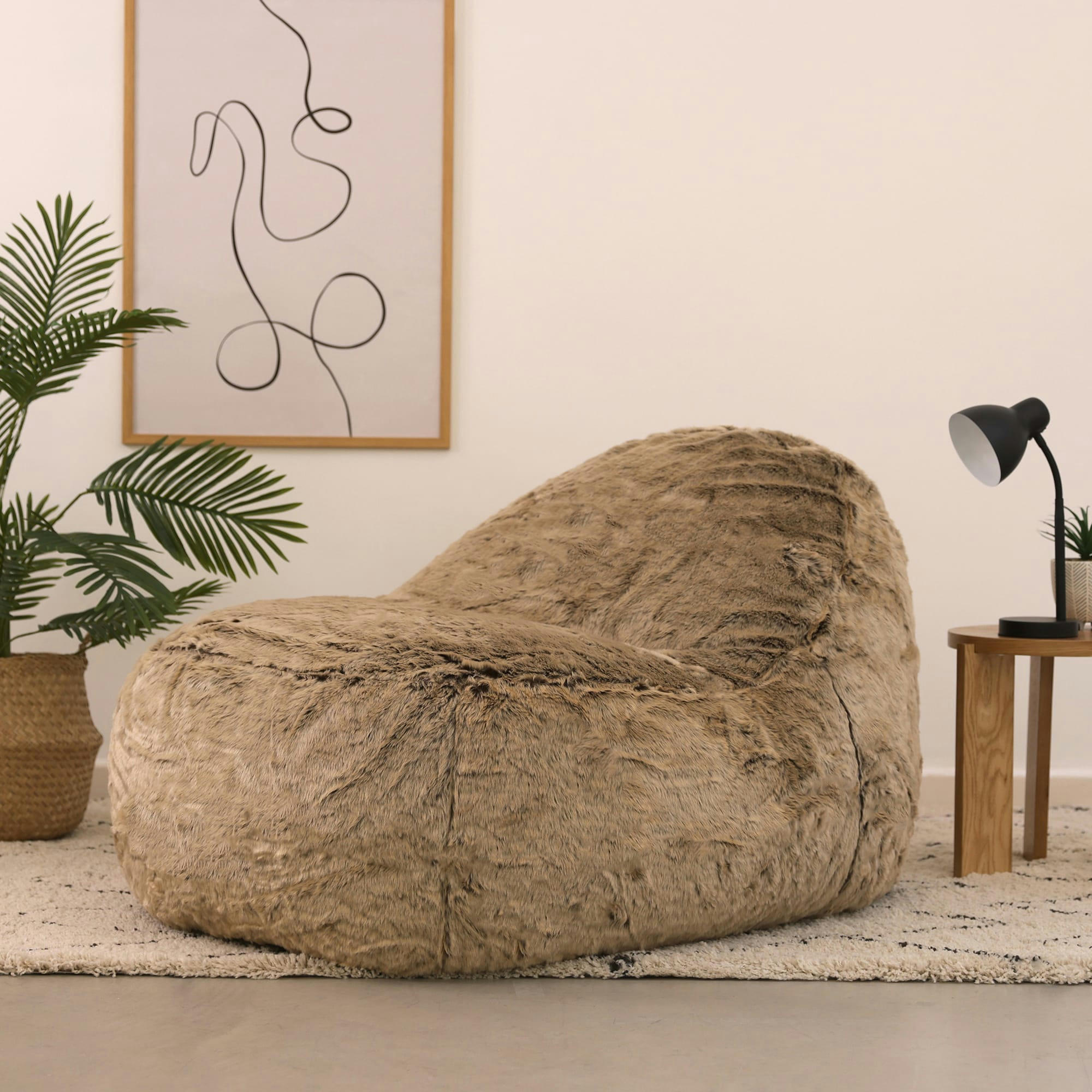 - Pouf fausse fourrure beige vison