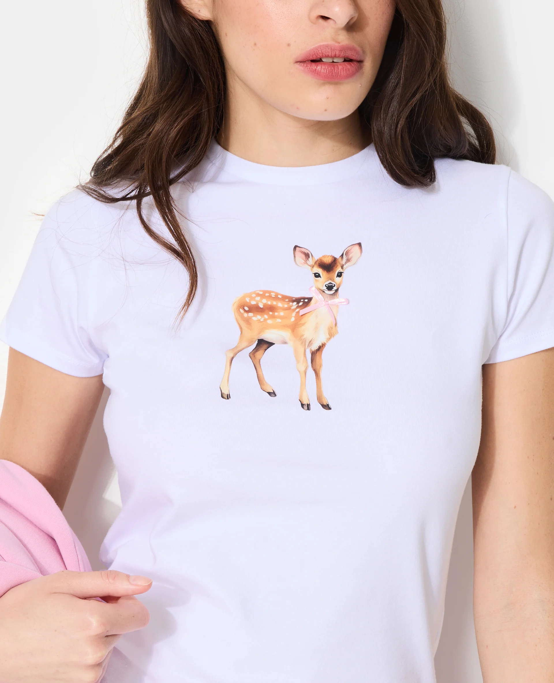 T-shirt ajusté avec print faon + nœud cousu