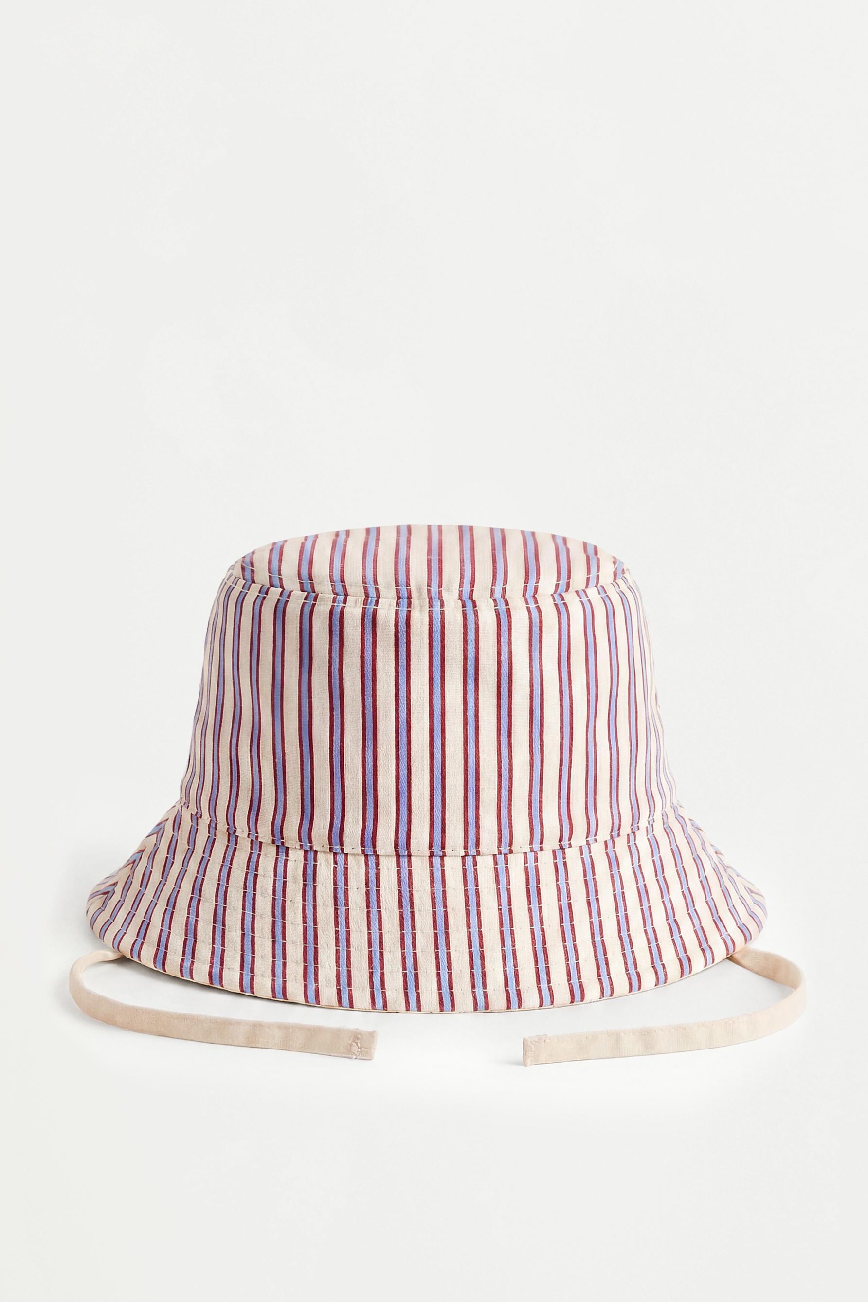 Gorro bucket rayas