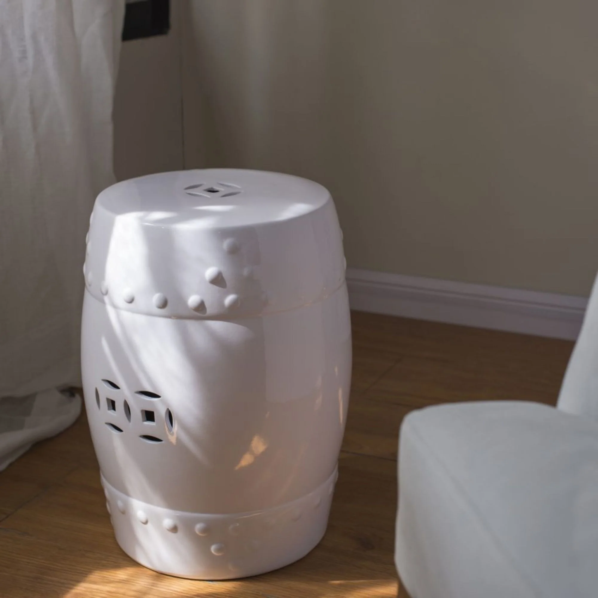 18 White Contemporary Style Zella Garden Stool