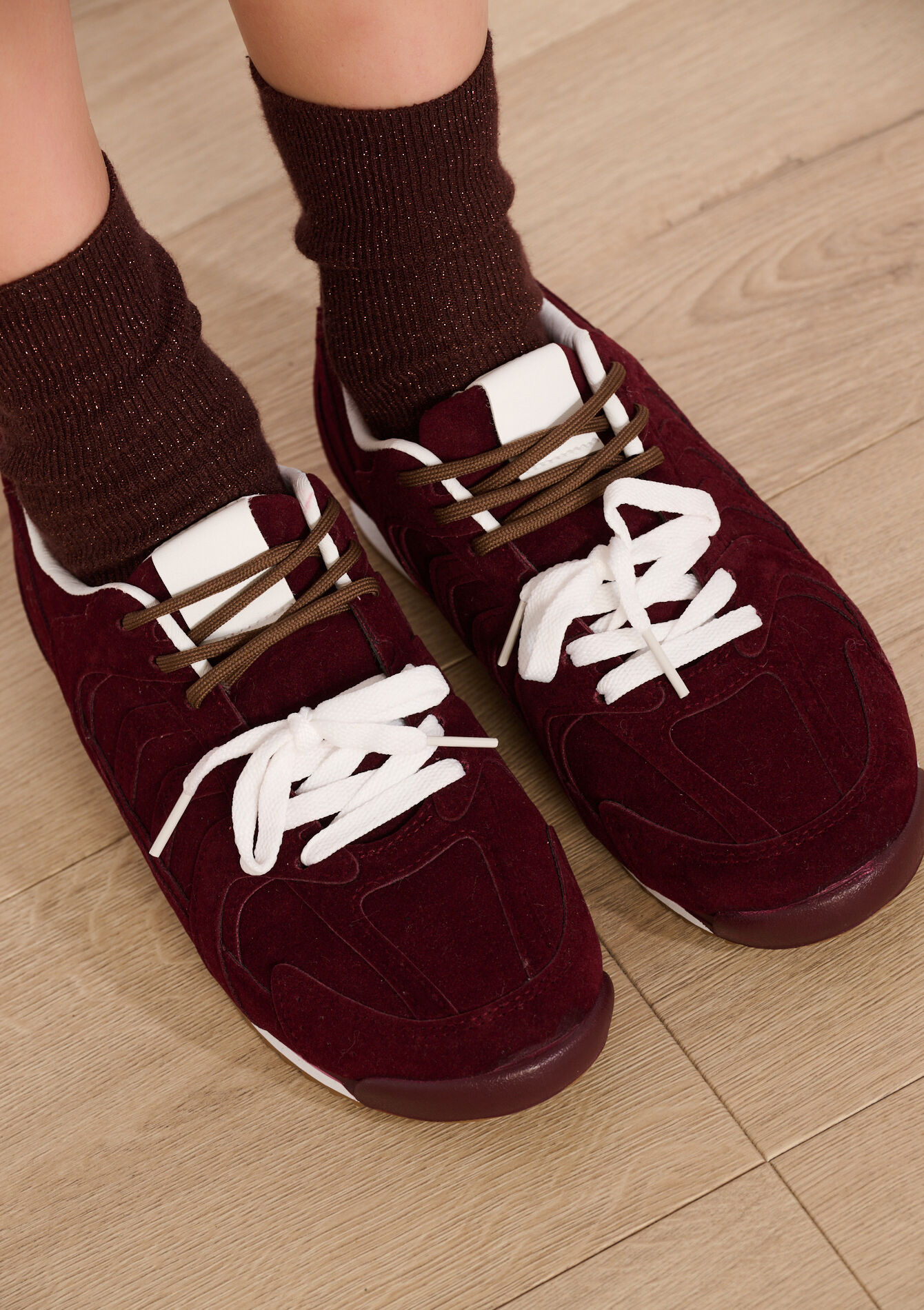 Sneakers met dubbele veters