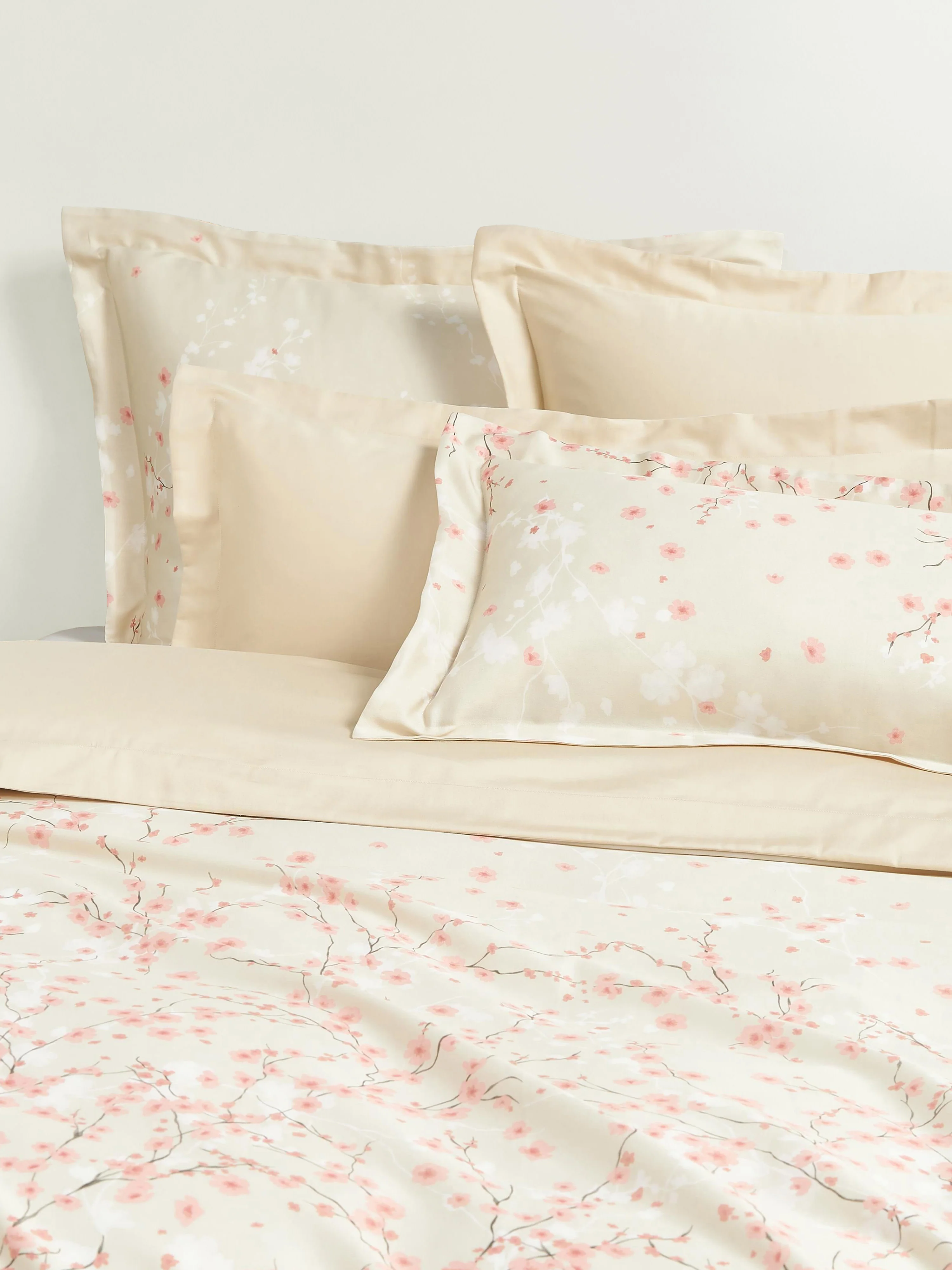 Baumwollsatin-Bettdeckenbezug Sakura mit Blumen-Print