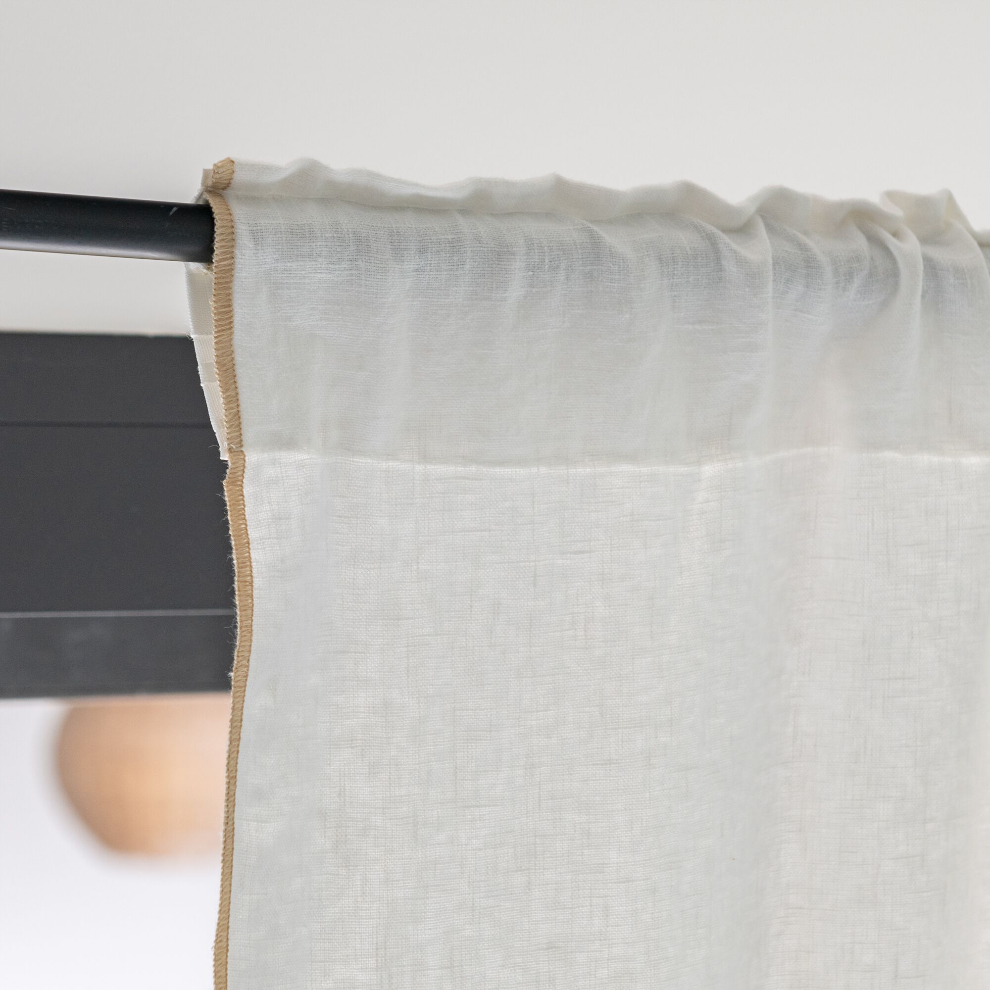 BONNIEUX - Rideau à passants cachés en lin finition point de bourdon 140x250cm - blanc écru