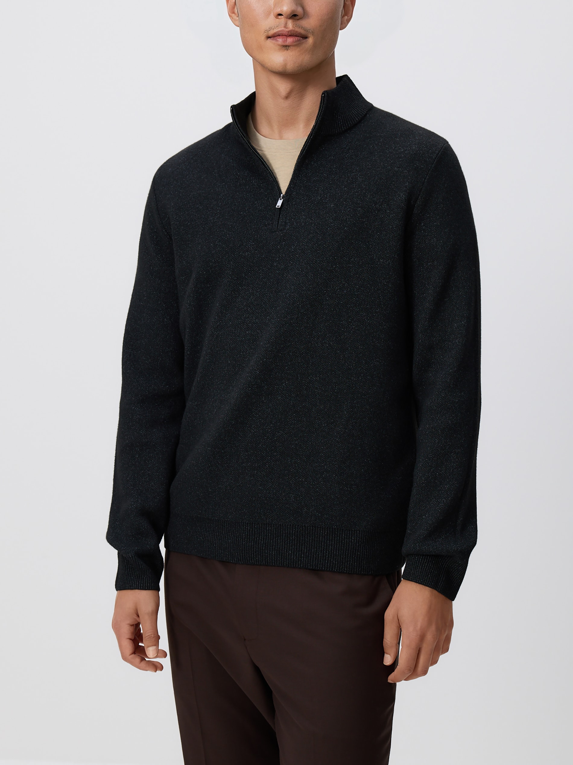 Sweter z rozpinanym golfem