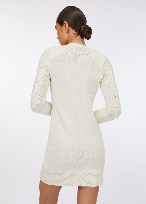 Abito in lana a trecce