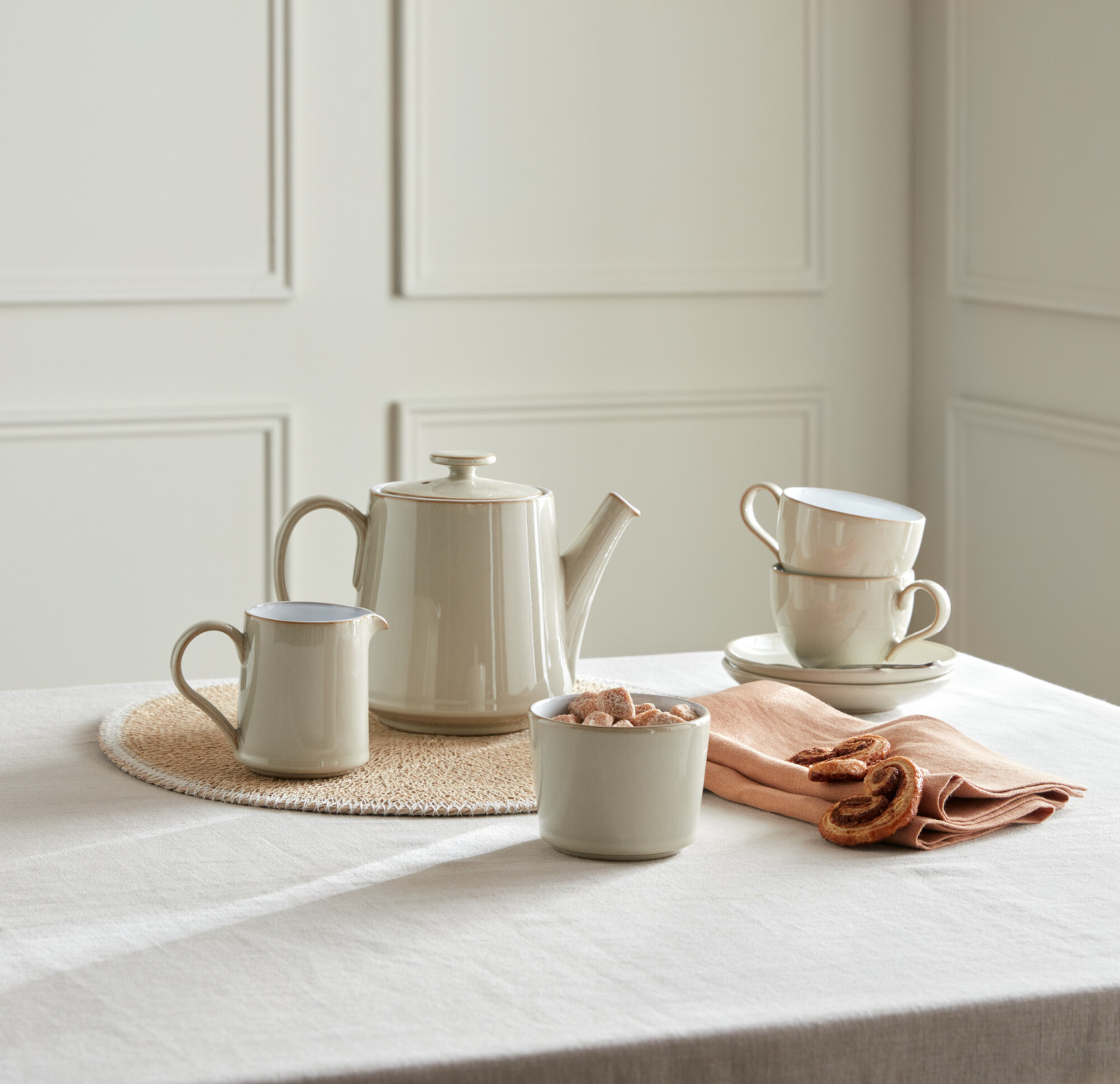 LinenÂ Teacup and SaucerÂ Set