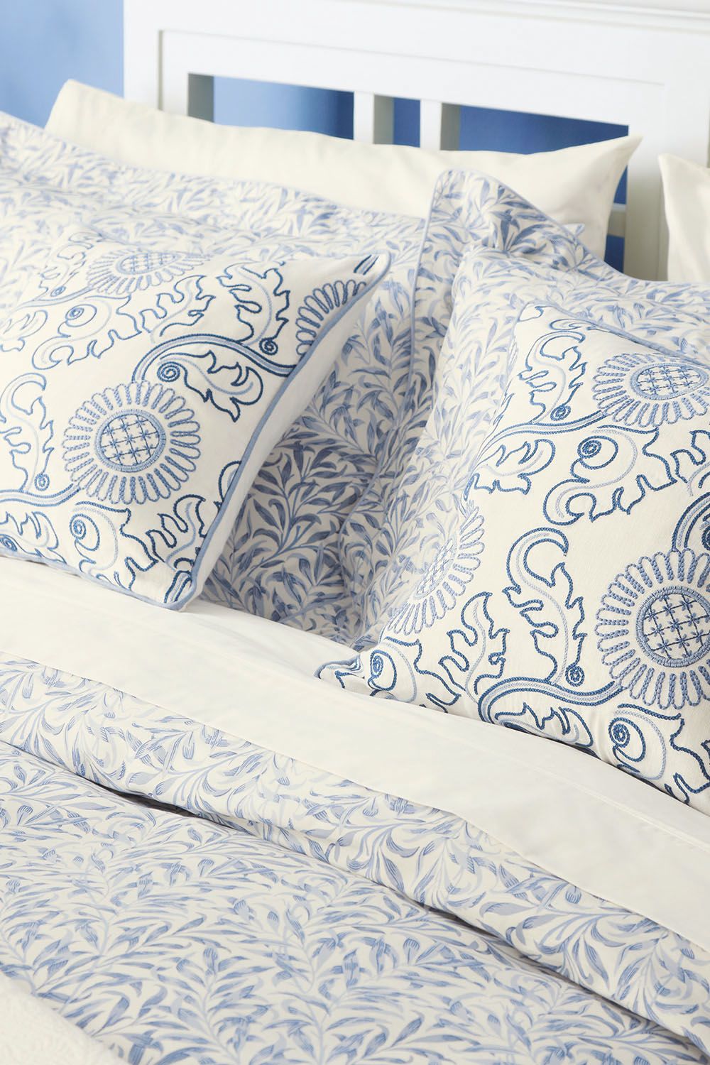 Morris & Co Willow Bough' Cotton Percale Duvet Cover Set