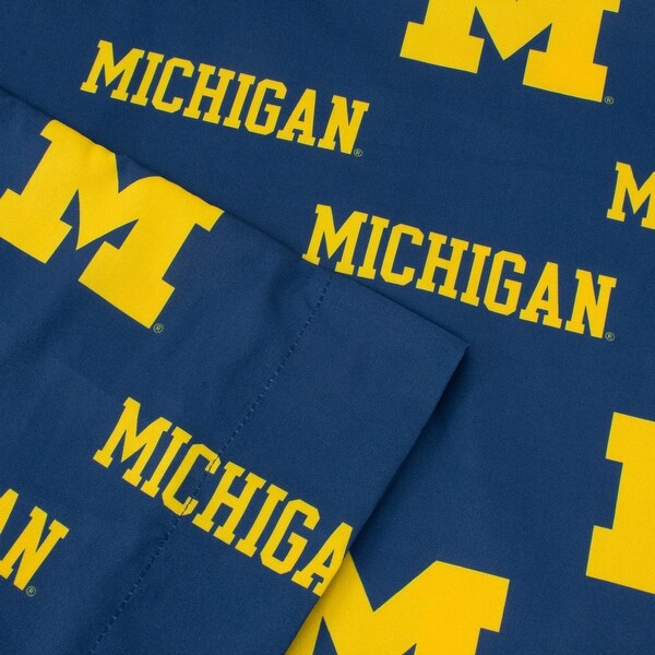 Michigan Wolverines Pillowcase - Body Pillow - 20" x 60"