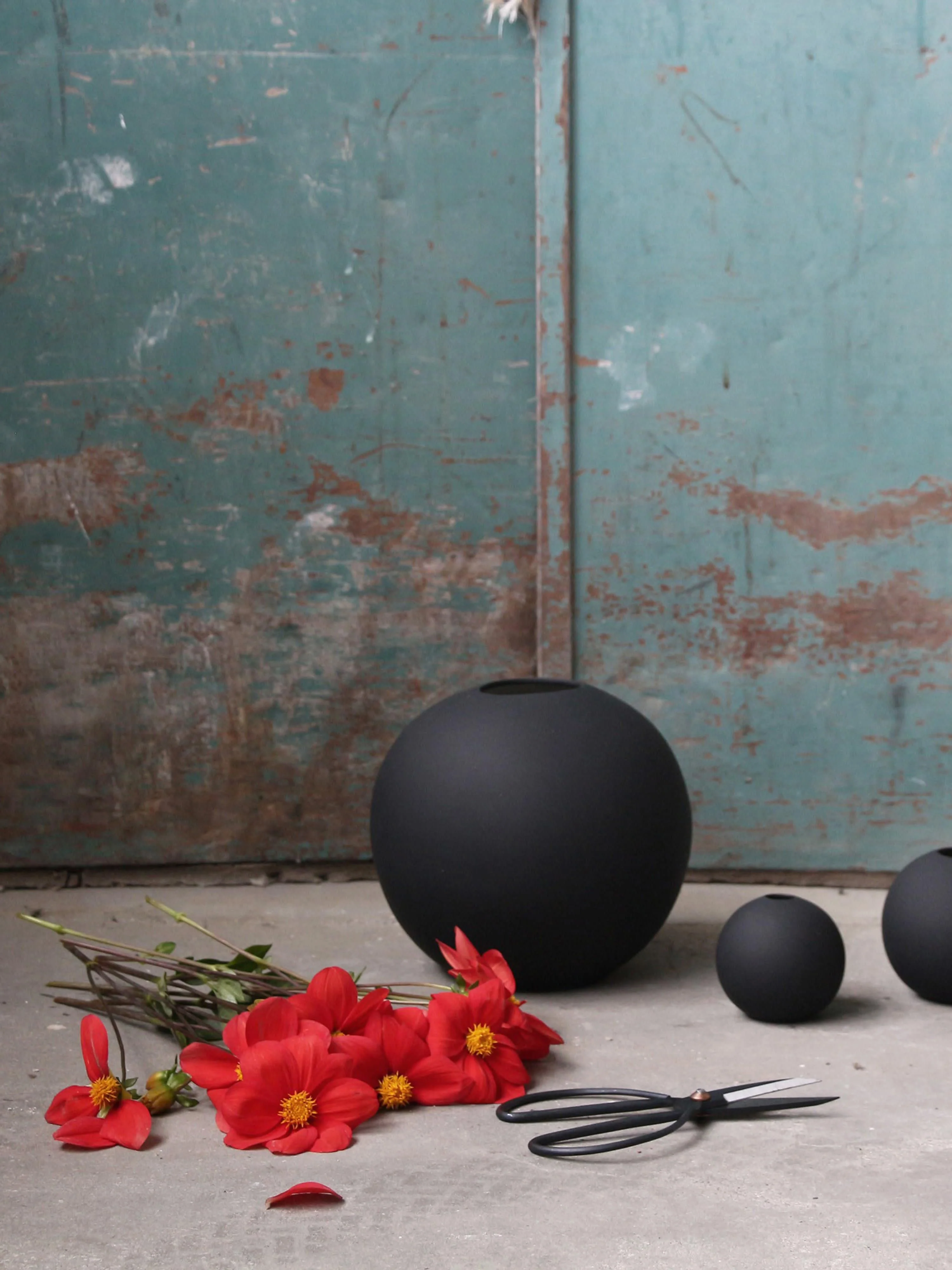Handgefertigte Kugel-Vase Ball, H 10 cm